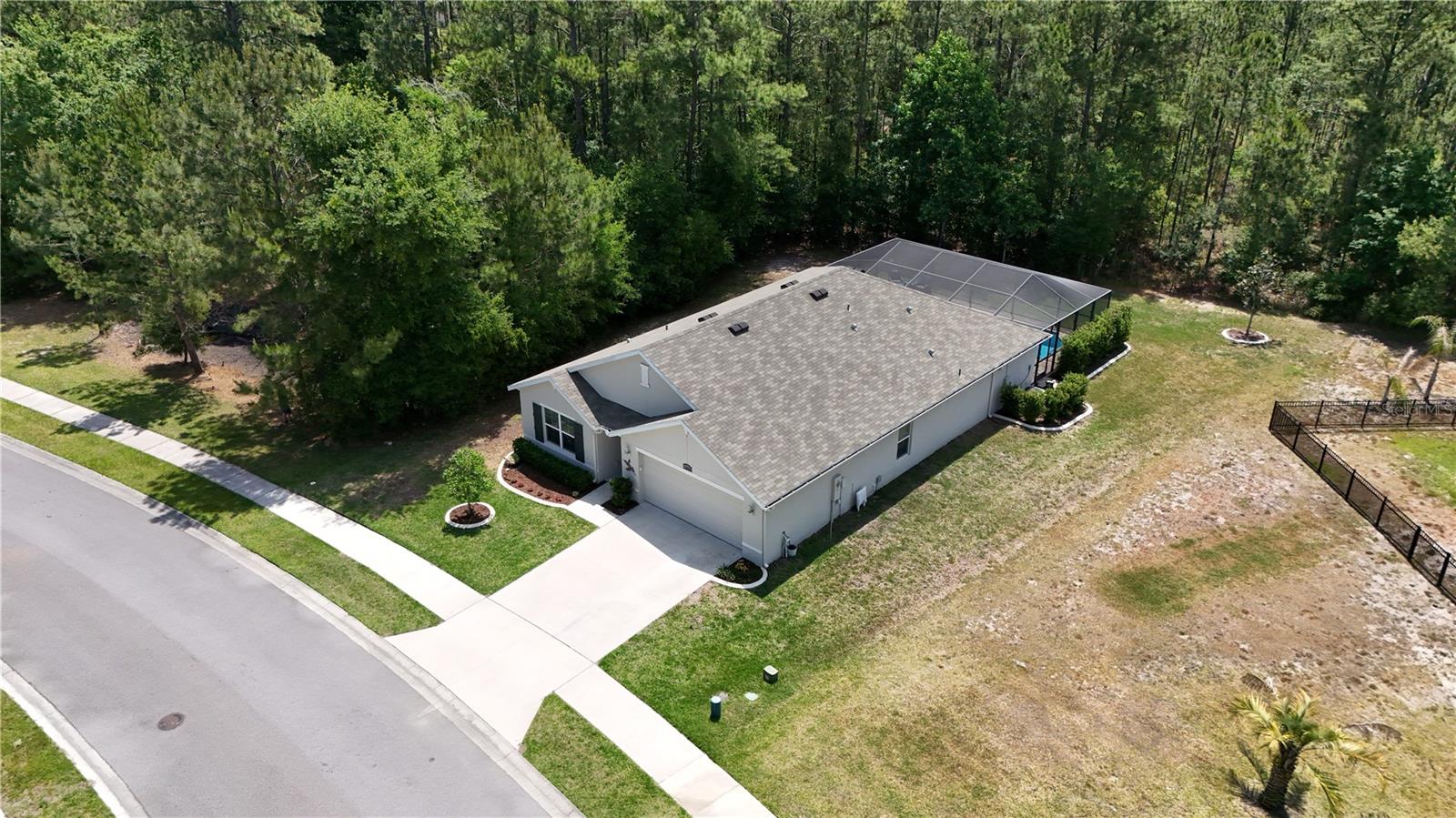 HERNANDO OAKS PH 3 - Residential