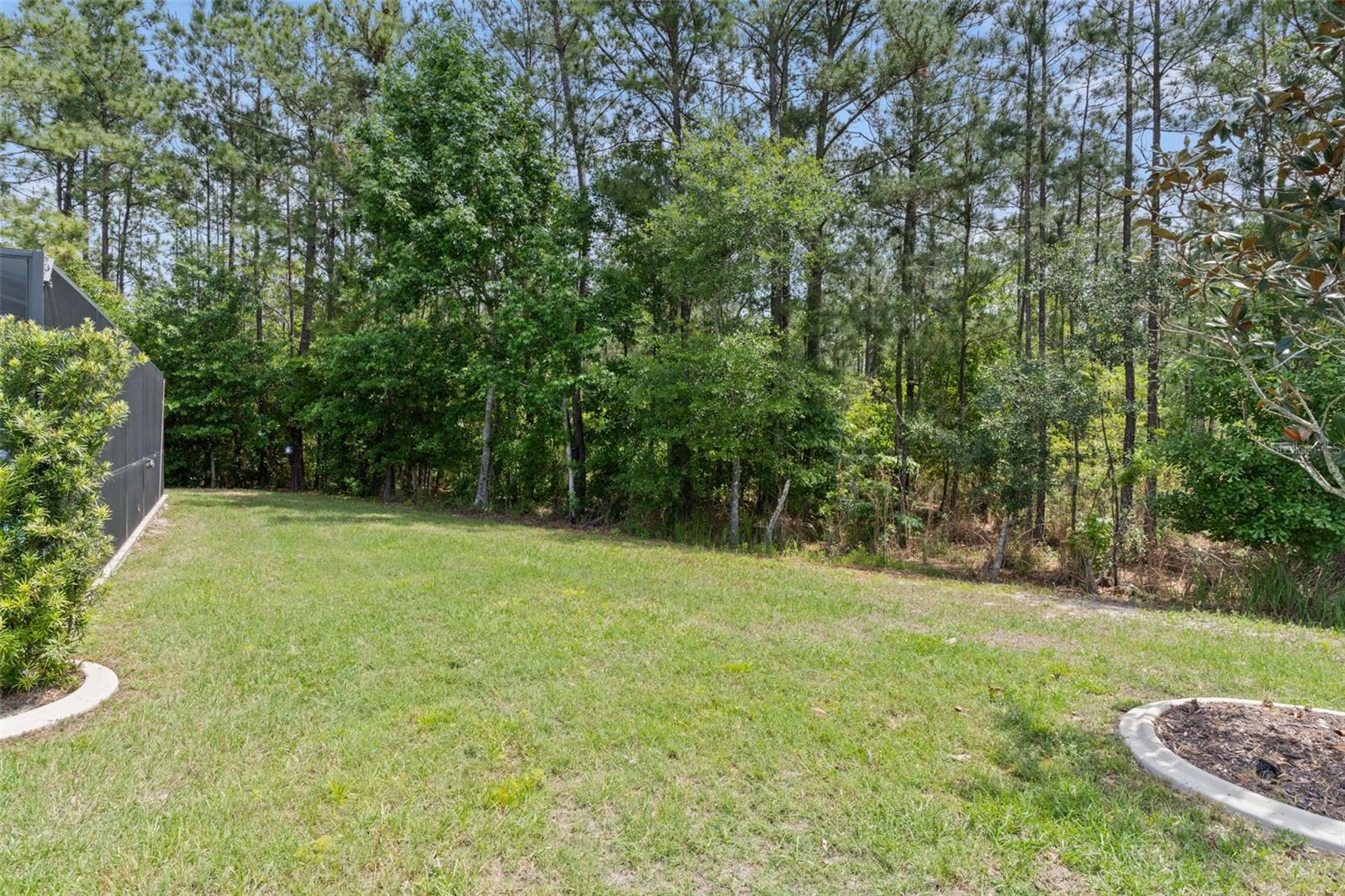 HERNANDO OAKS PH 3 - Residential