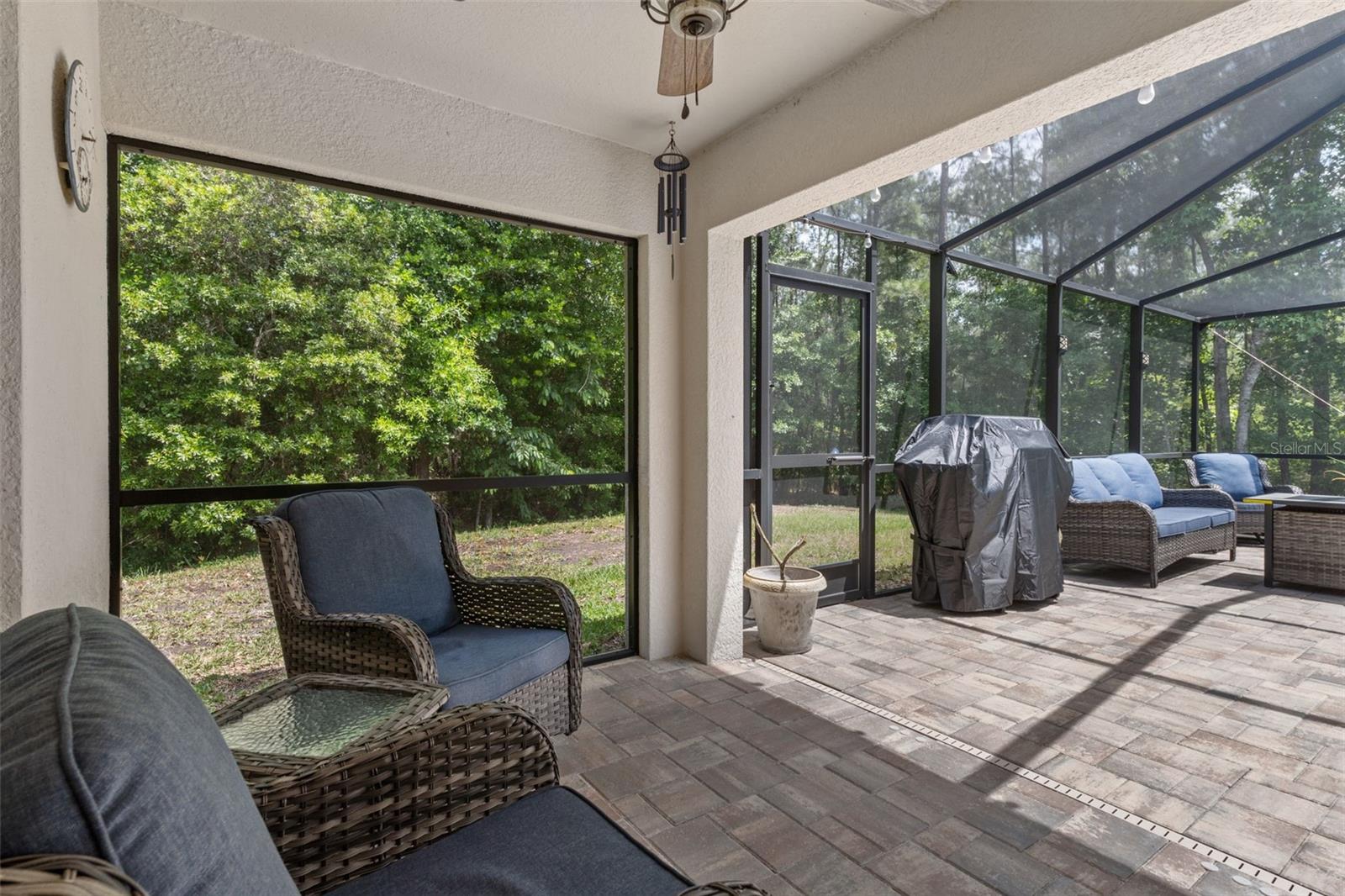 HERNANDO OAKS PH 3 - Residential