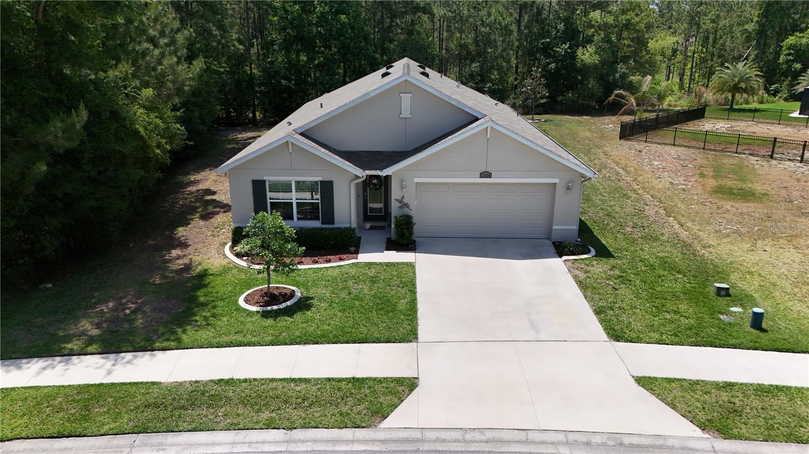 HERNANDO OAKS PH 3 - Residential