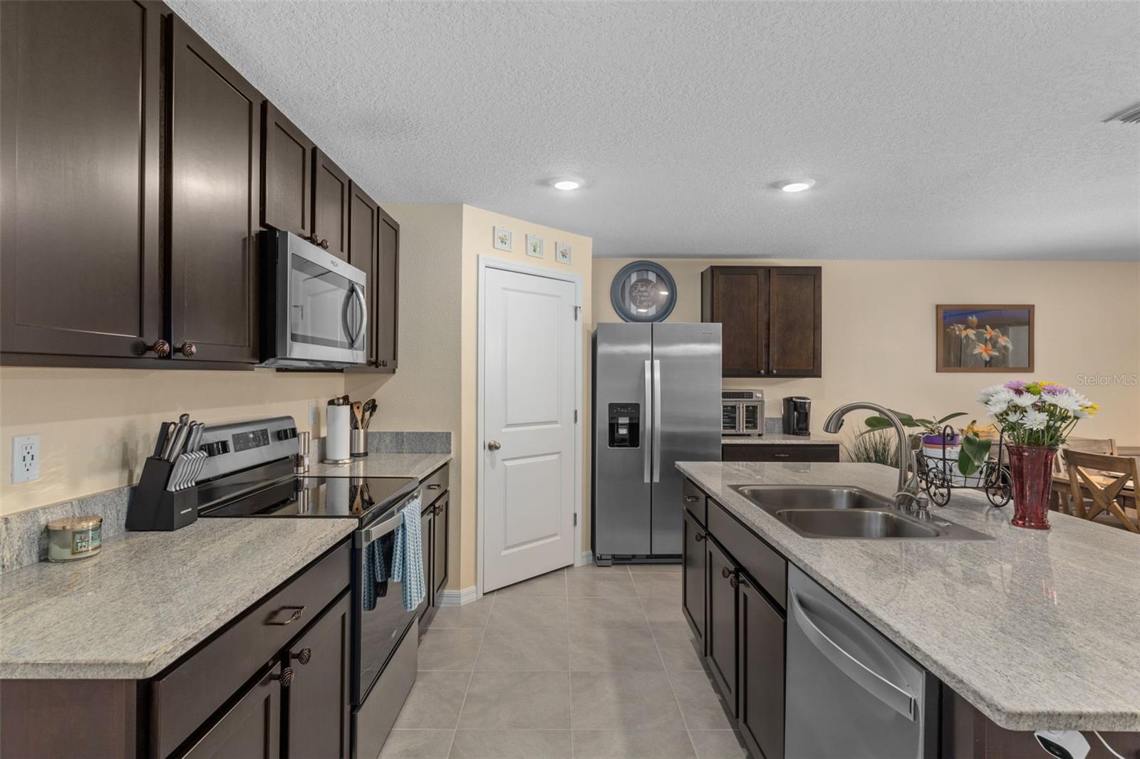 HERNANDO OAKS PH 3 - Residential
