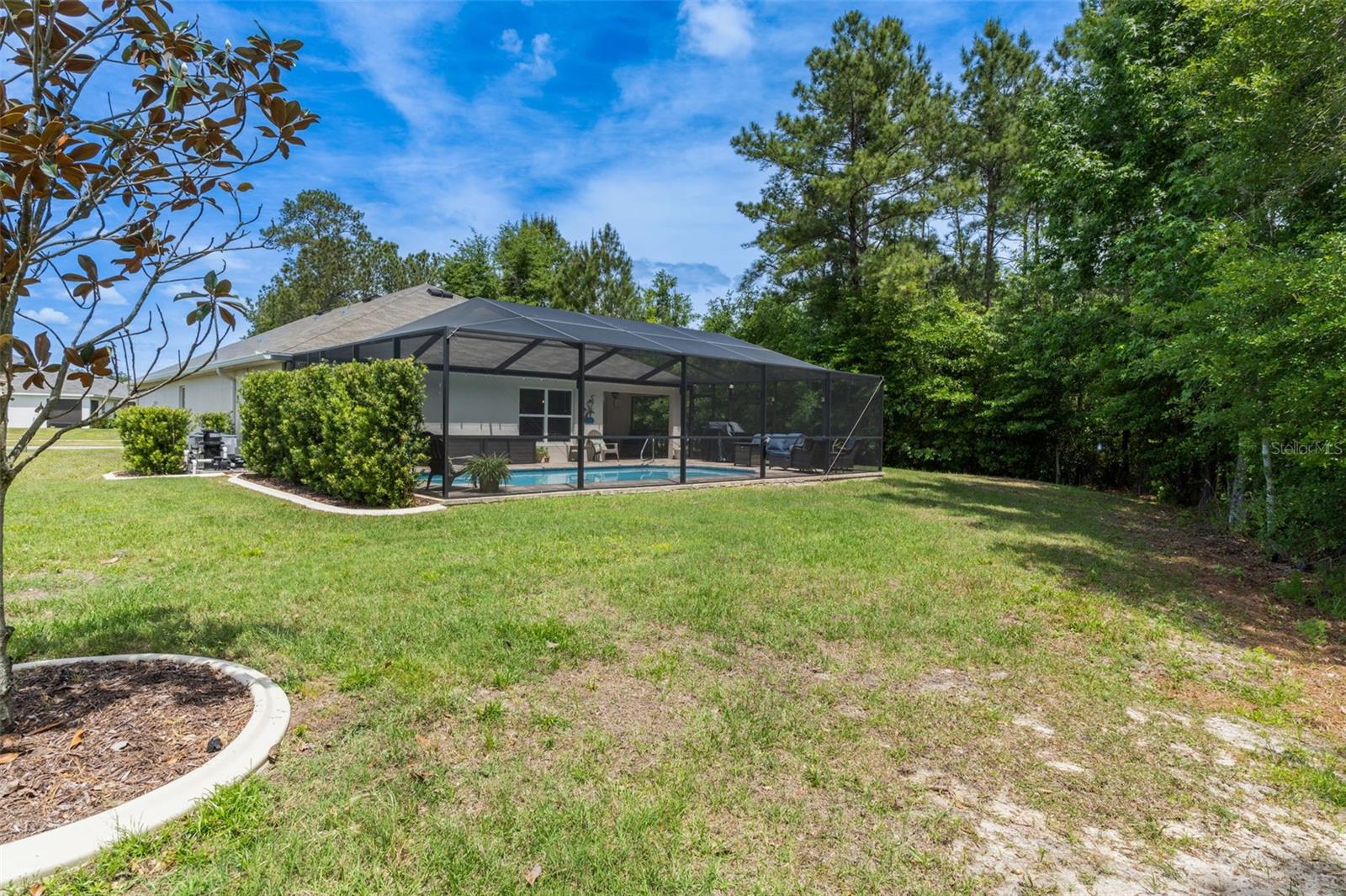 HERNANDO OAKS PH 3 - Residential