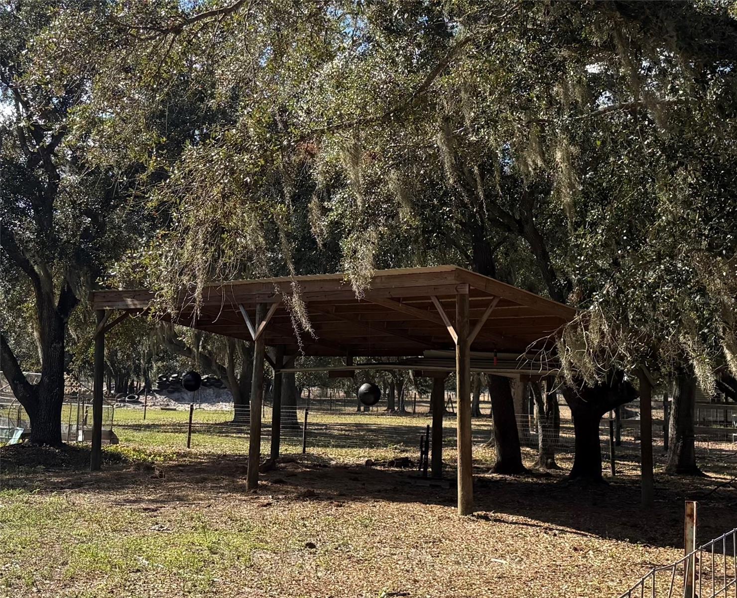 GENES LITTLE ACRES 53 01STADD - Residential