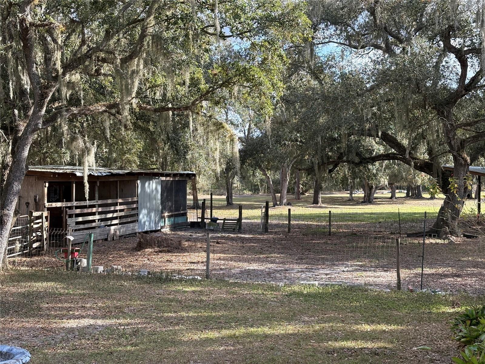 GENES LITTLE ACRES 53 01STADD - Residential