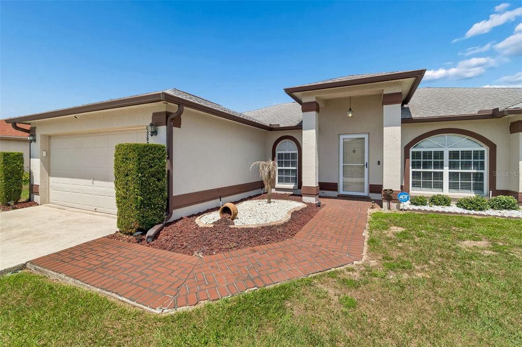 Photo of 6352 Prominence Point Drive, Lakeland, FL 33813 (MLS # L4962085)