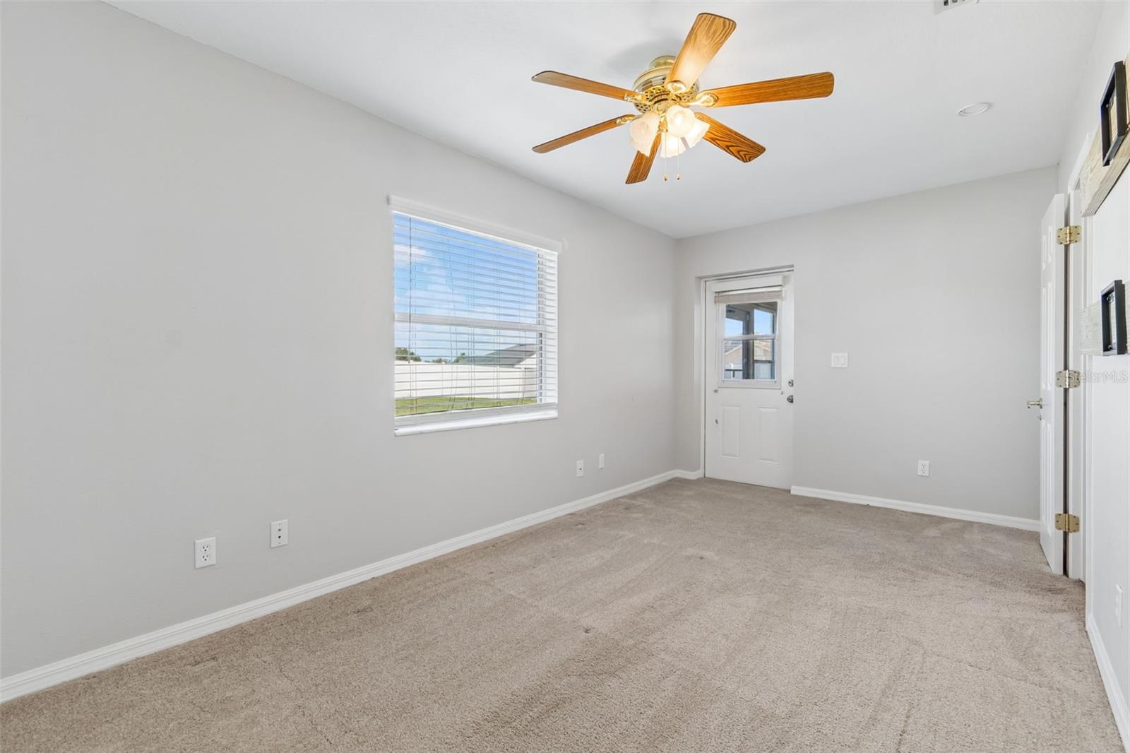 HIGHLANDS CROSSING PH 01 - Residential