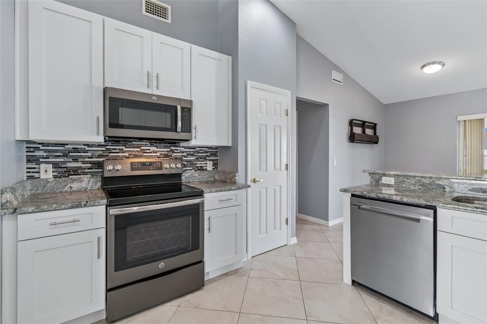 HIGHLANDS CROSSING PH 01 - Residential
