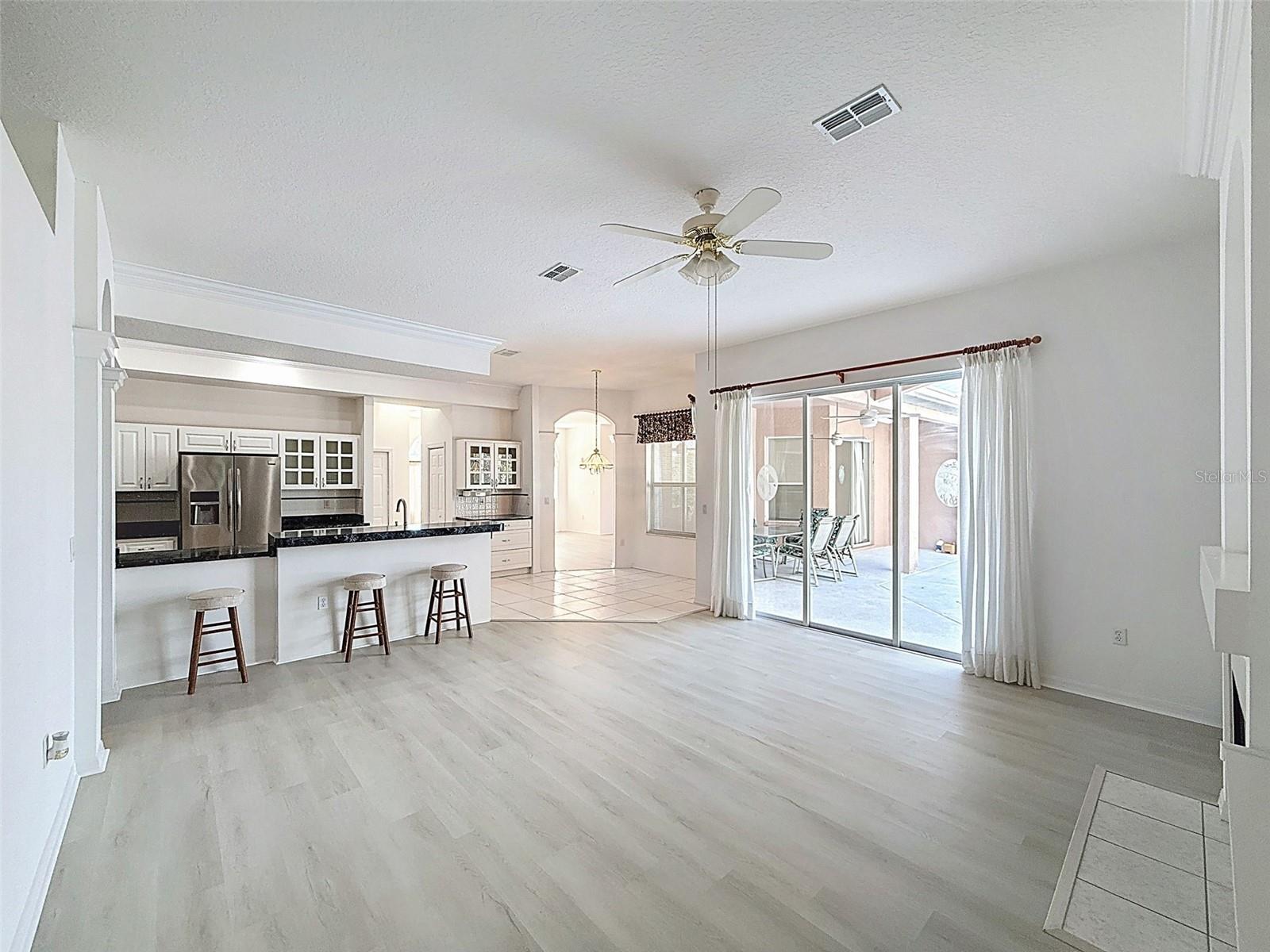 RAINBOW WOODS - Residential