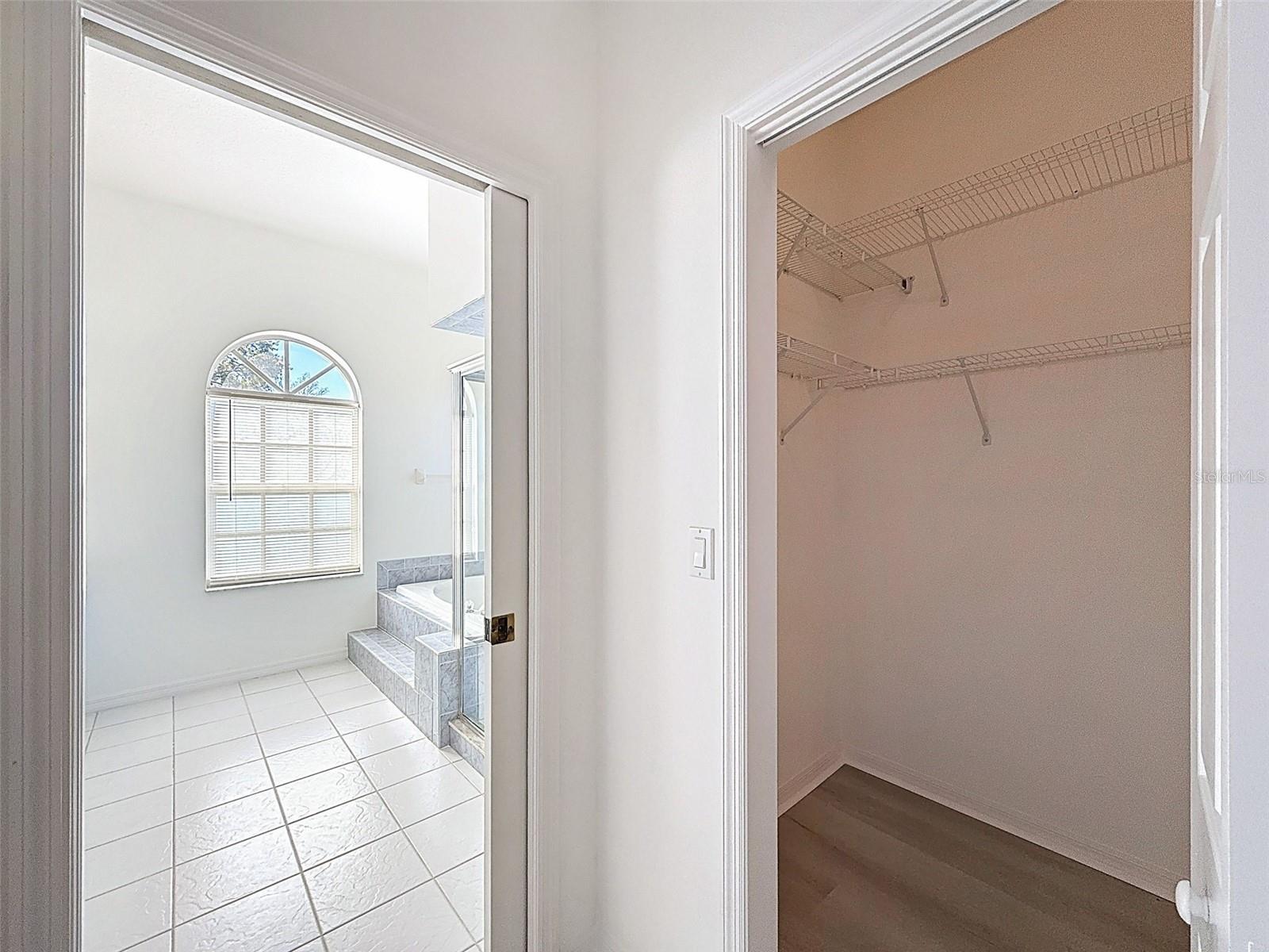 RAINBOW WOODS - Residential