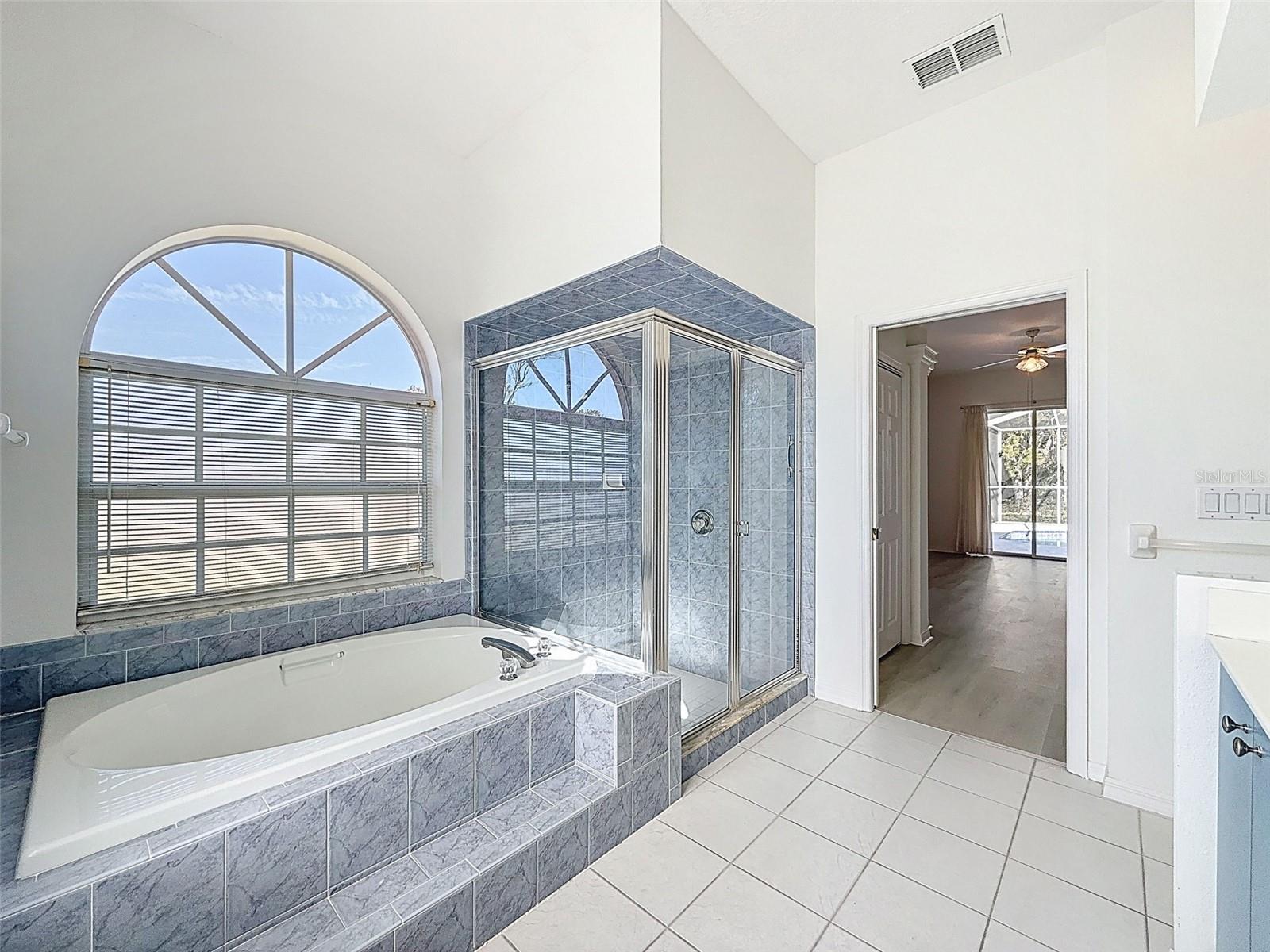 RAINBOW WOODS - Residential