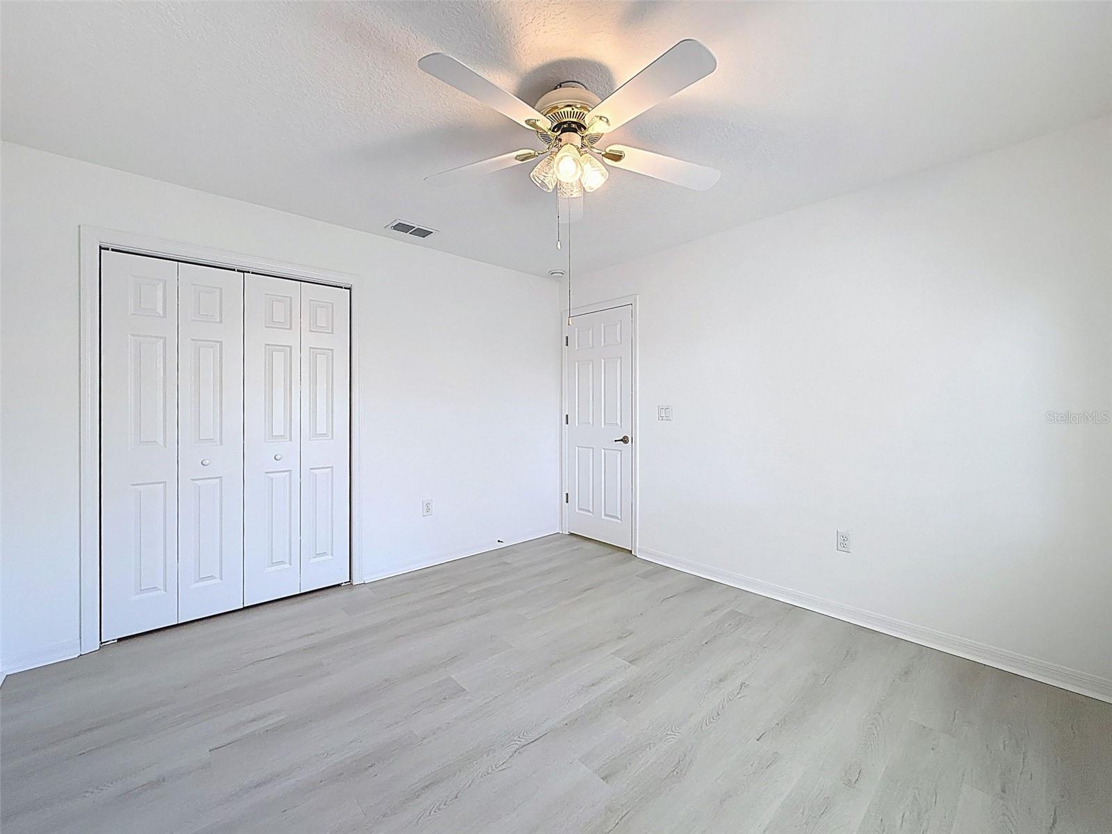 RAINBOW WOODS - Residential