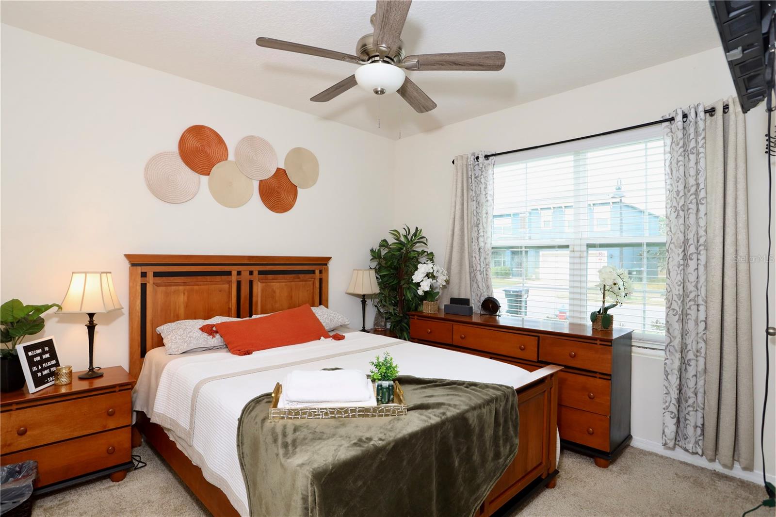 HOLLY ESTATES - Residential