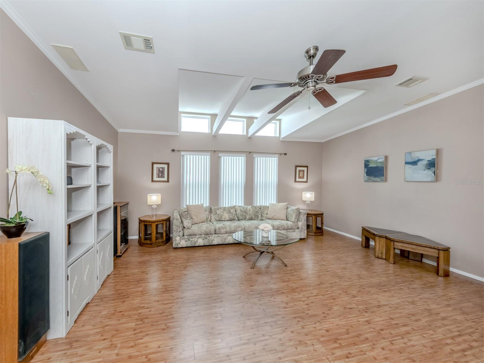 RIVERWALK MHP CO-OP - Residential