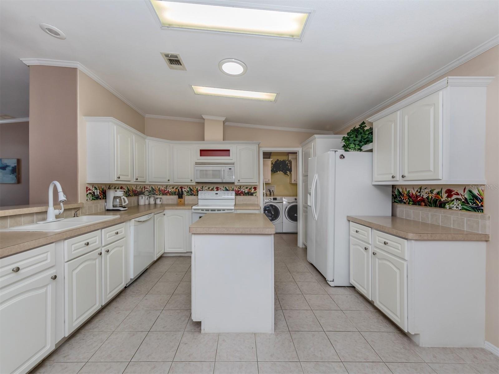 RIVERWALK MHP CO-OP - Residential