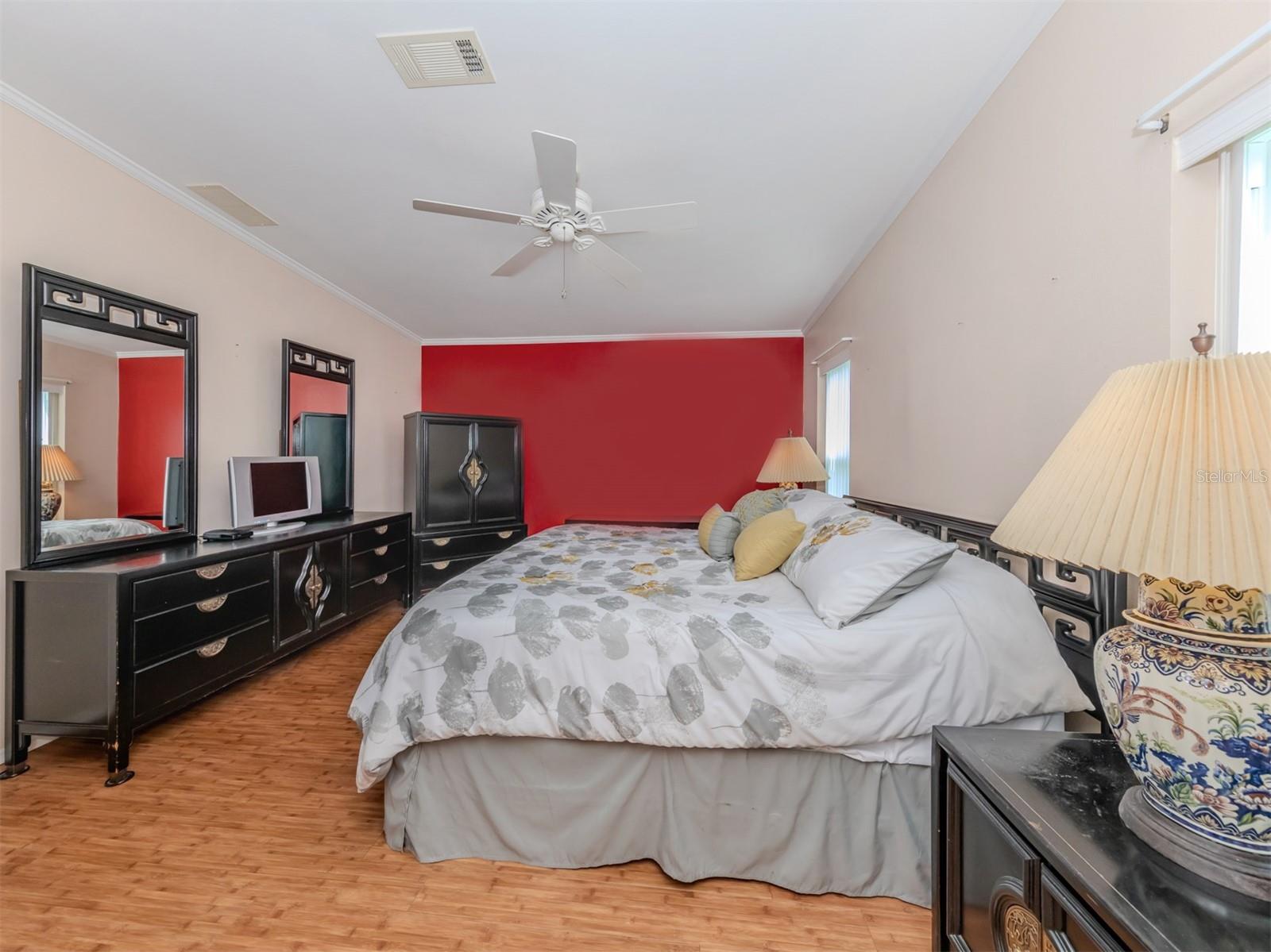 RIVERWALK MHP CO-OP - Residential