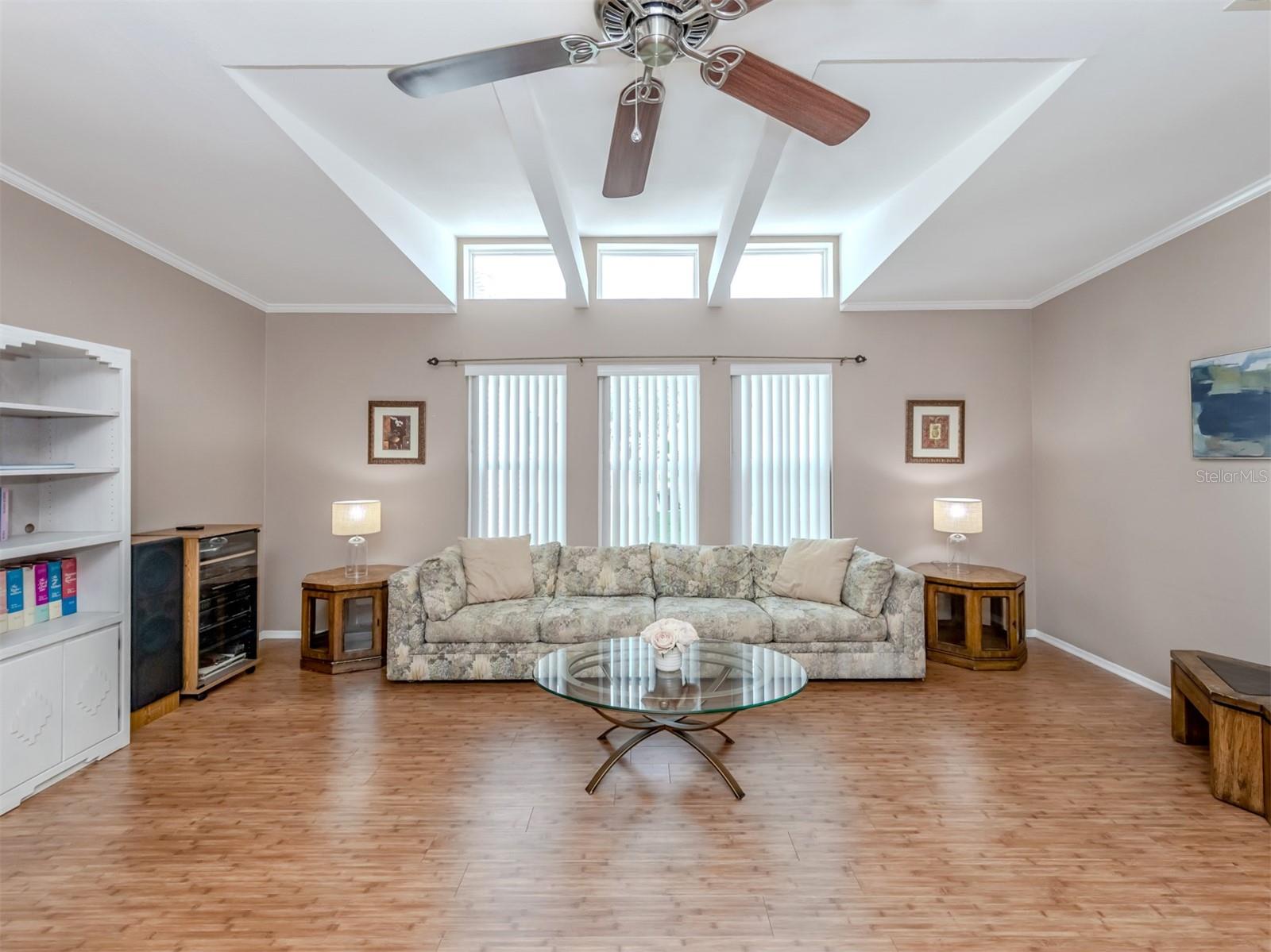 RIVERWALK MHP CO-OP - Residential