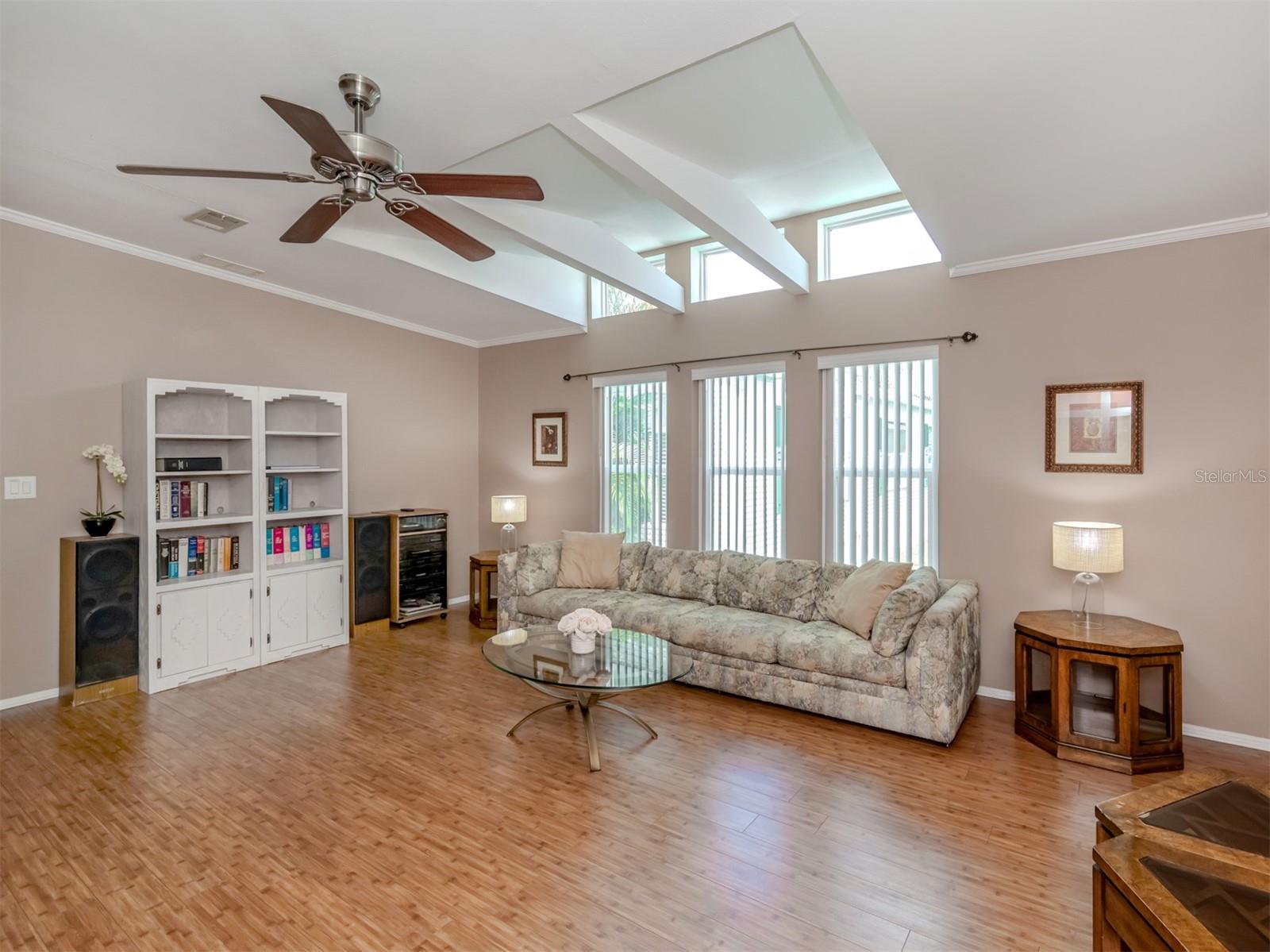 RIVERWALK MHP CO-OP - Residential