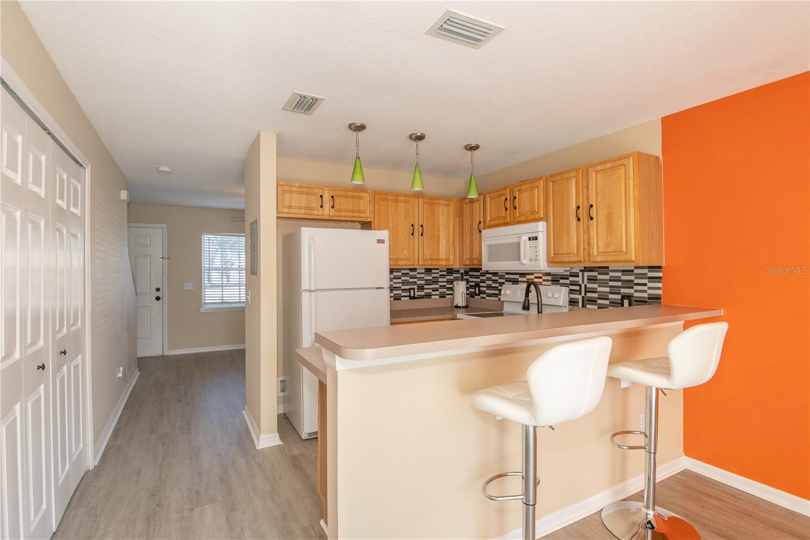 RIO HILLS - Residential