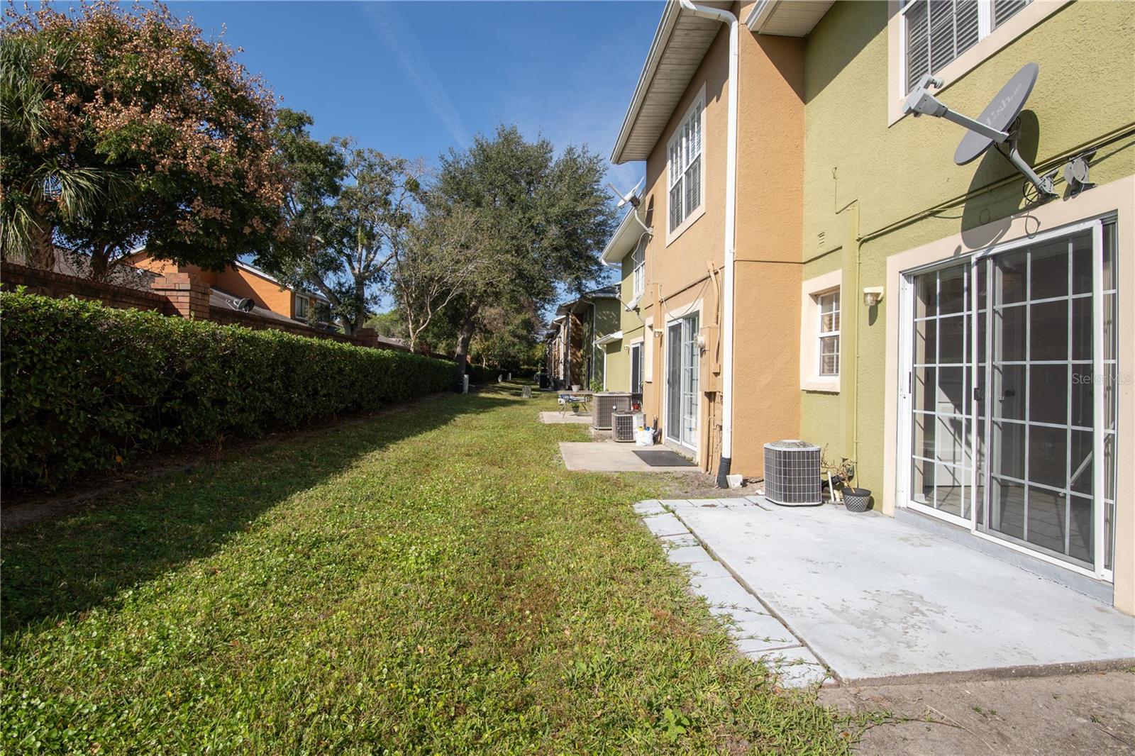 RIO HILLS - Residential