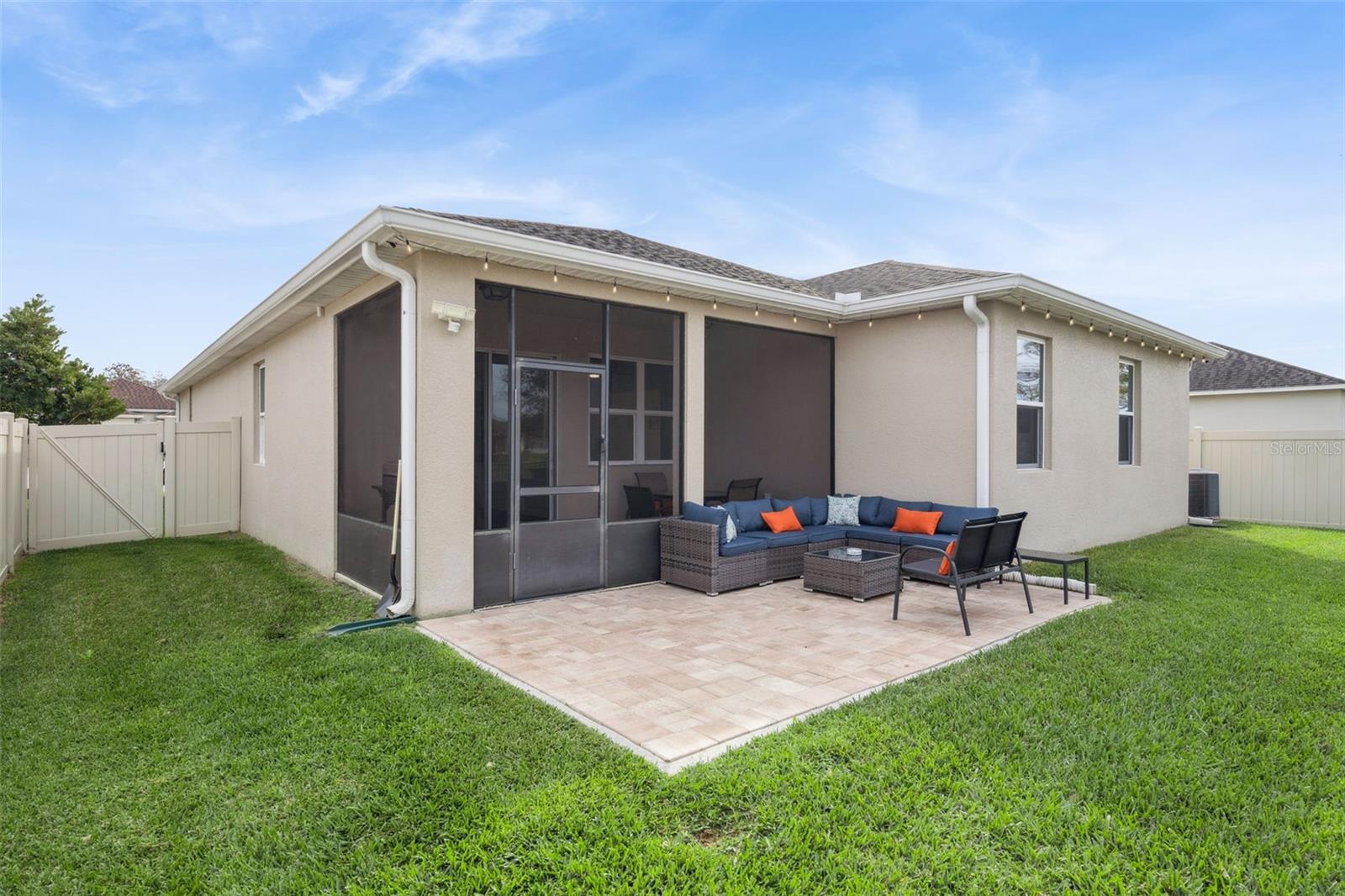 SAWGRASS POINTE PH 1 - Residential