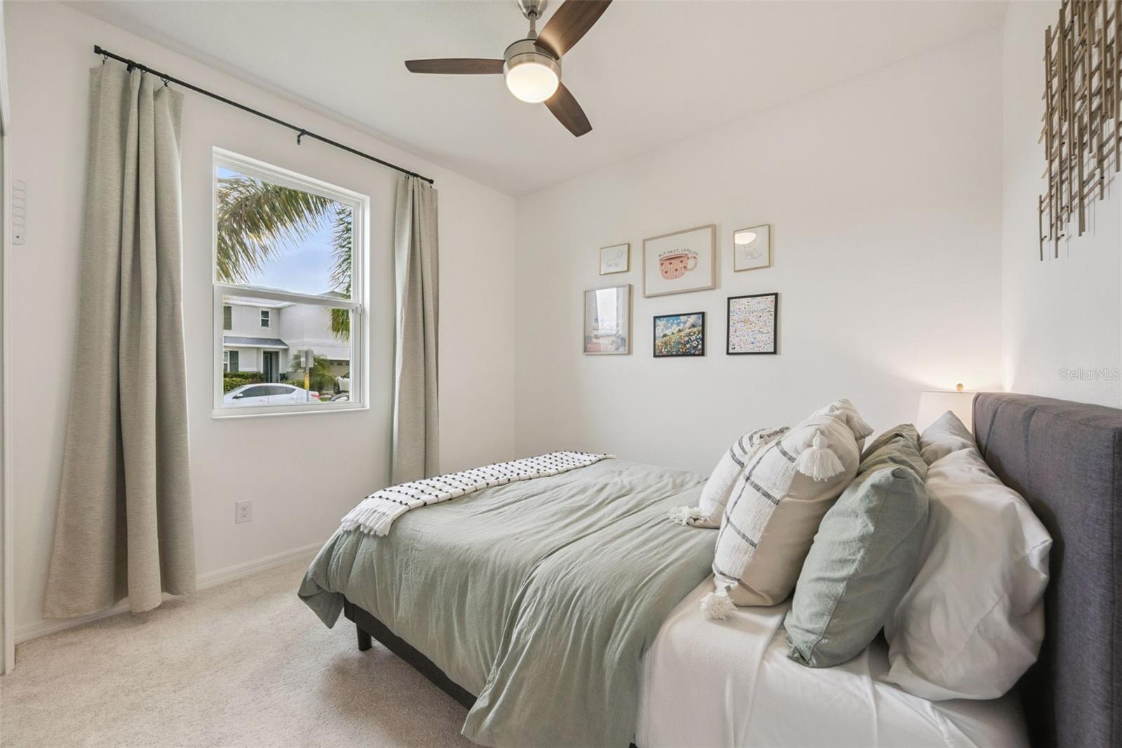 SAWGRASS POINTE PH 1 - Residential