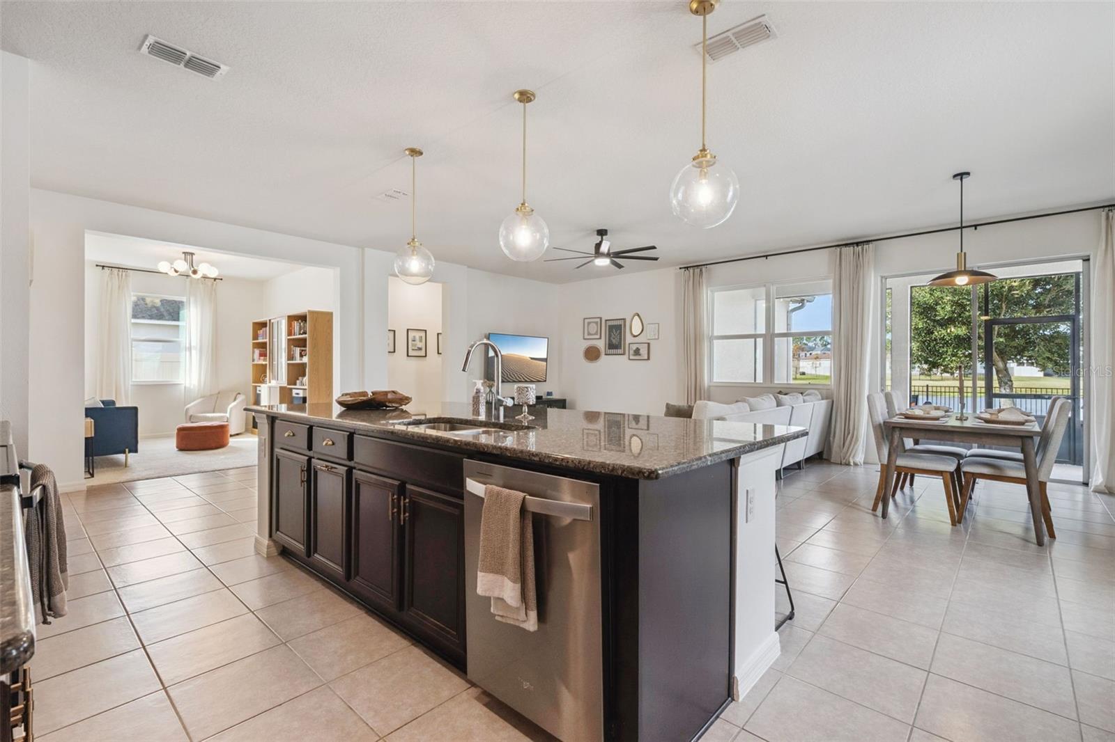 SAWGRASS POINTE PH 1 - Residential