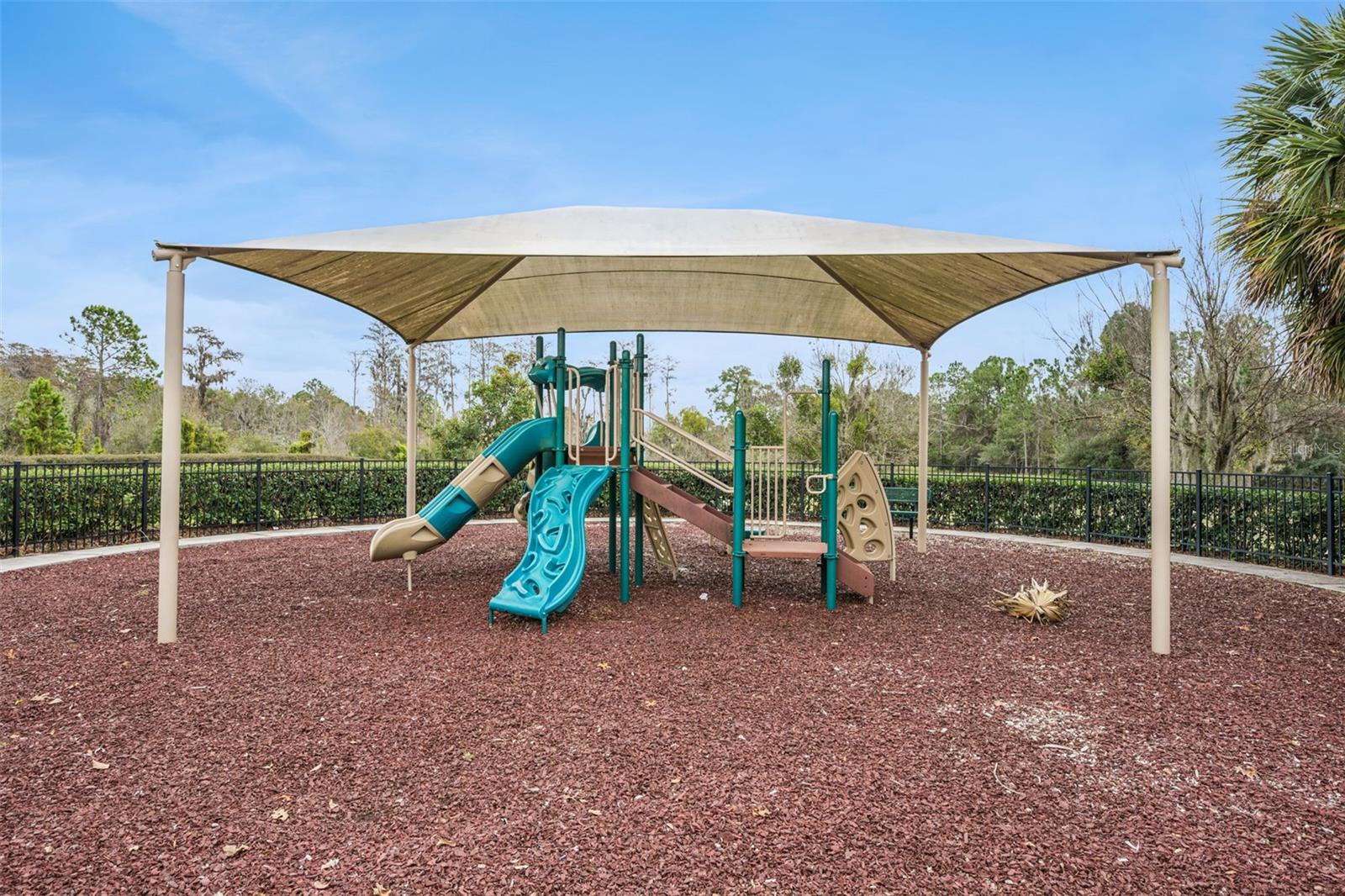 SAWGRASS POINTE PH 1 - Residential