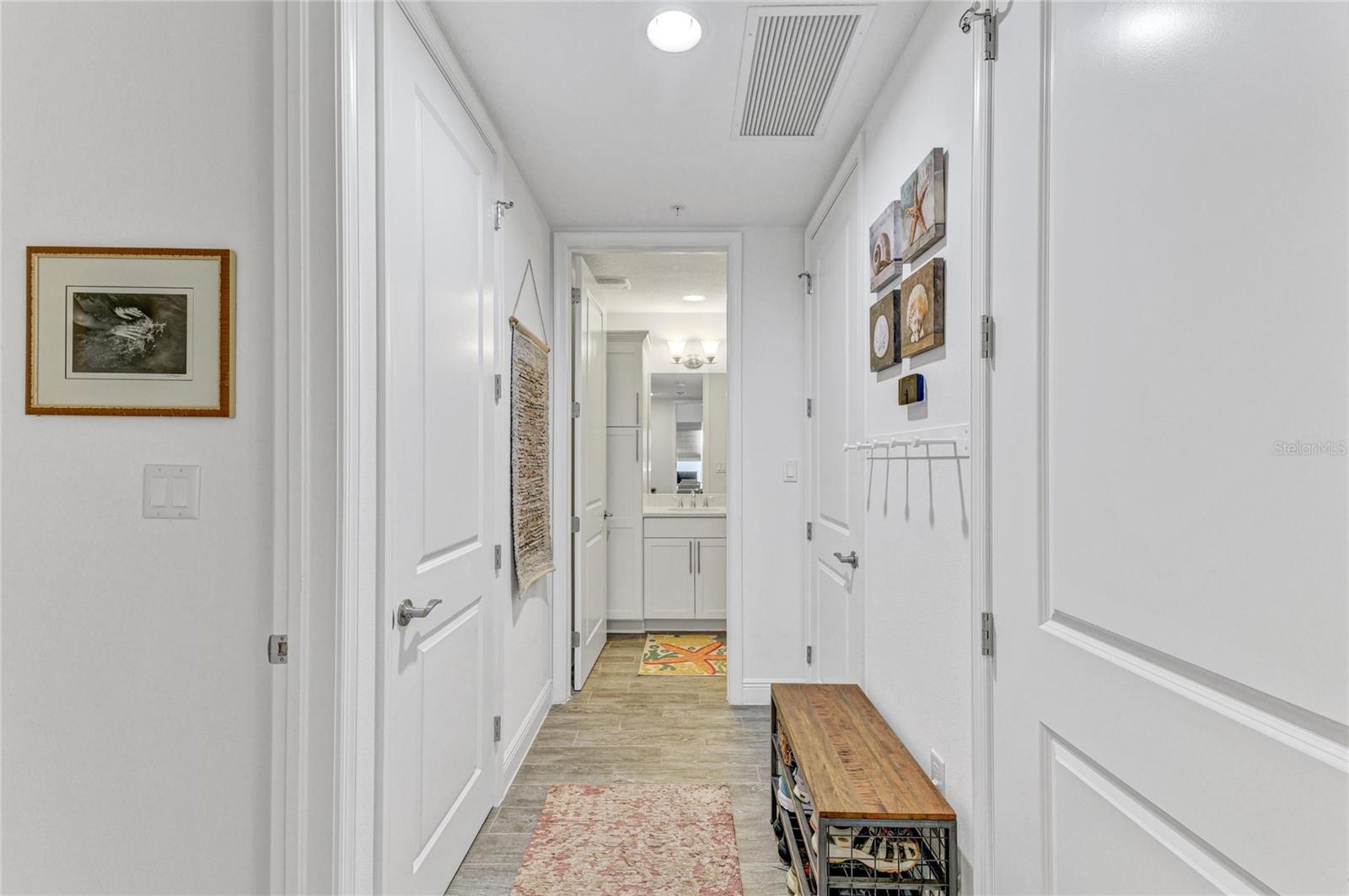 MARINA WALK ON HARBOUR ISLE PH 2-11 OR26 - Residential