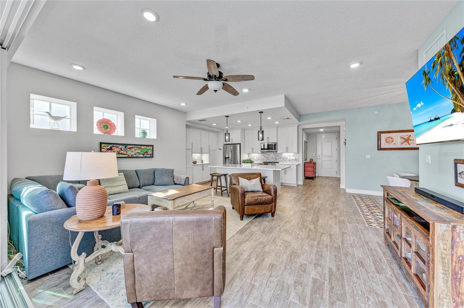 MARINA WALK ON HARBOUR ISLE PH 2-11 OR26 - Residential