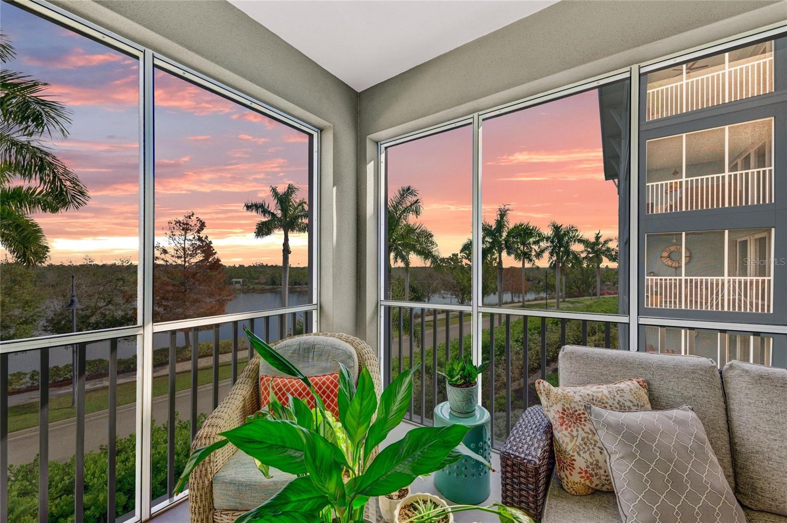 MARINA WALK ON HARBOUR ISLE PH 2-11 OR26 - Residential