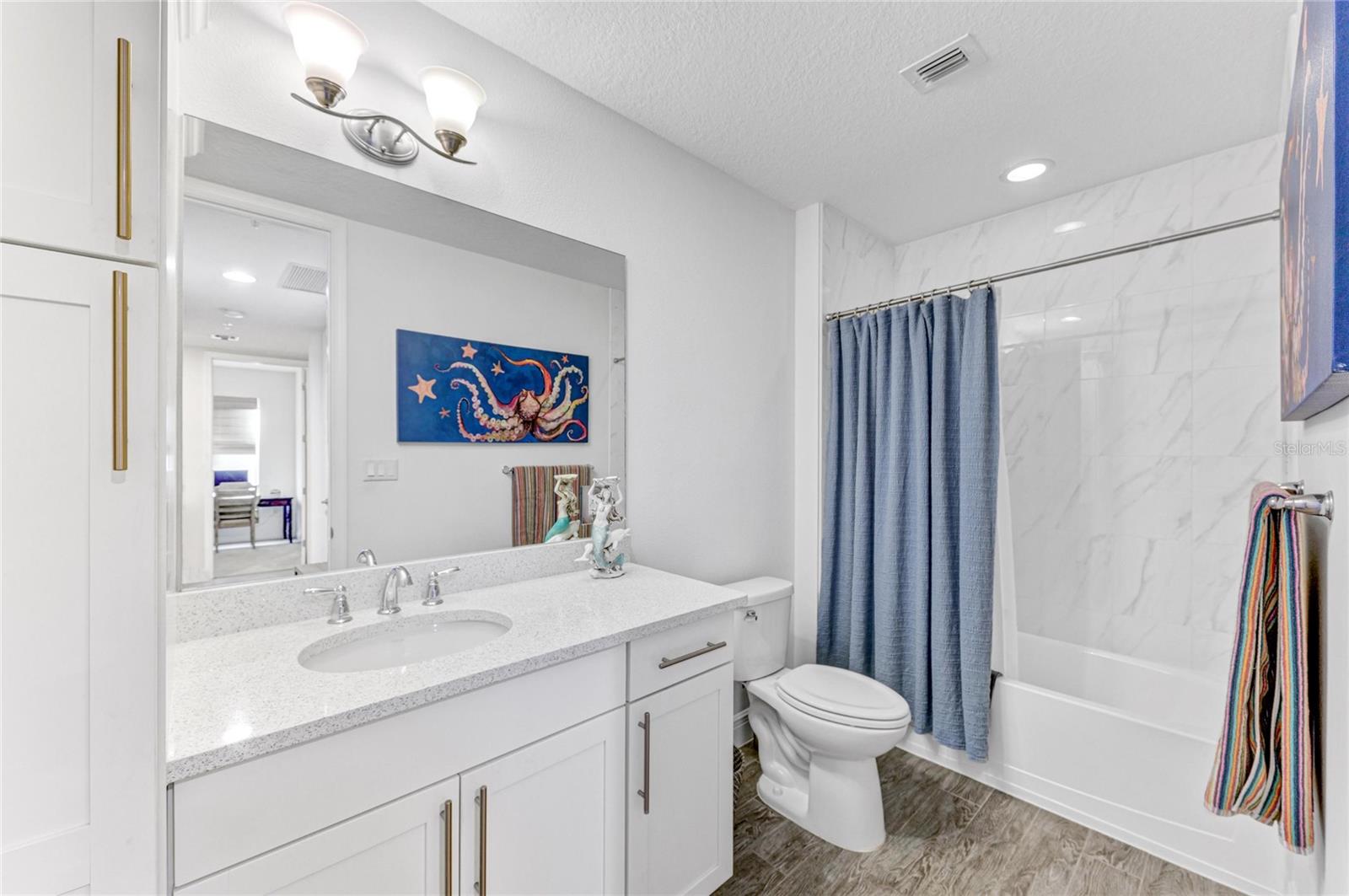 MARINA WALK ON HARBOUR ISLE PH 2-11 OR26 - Residential