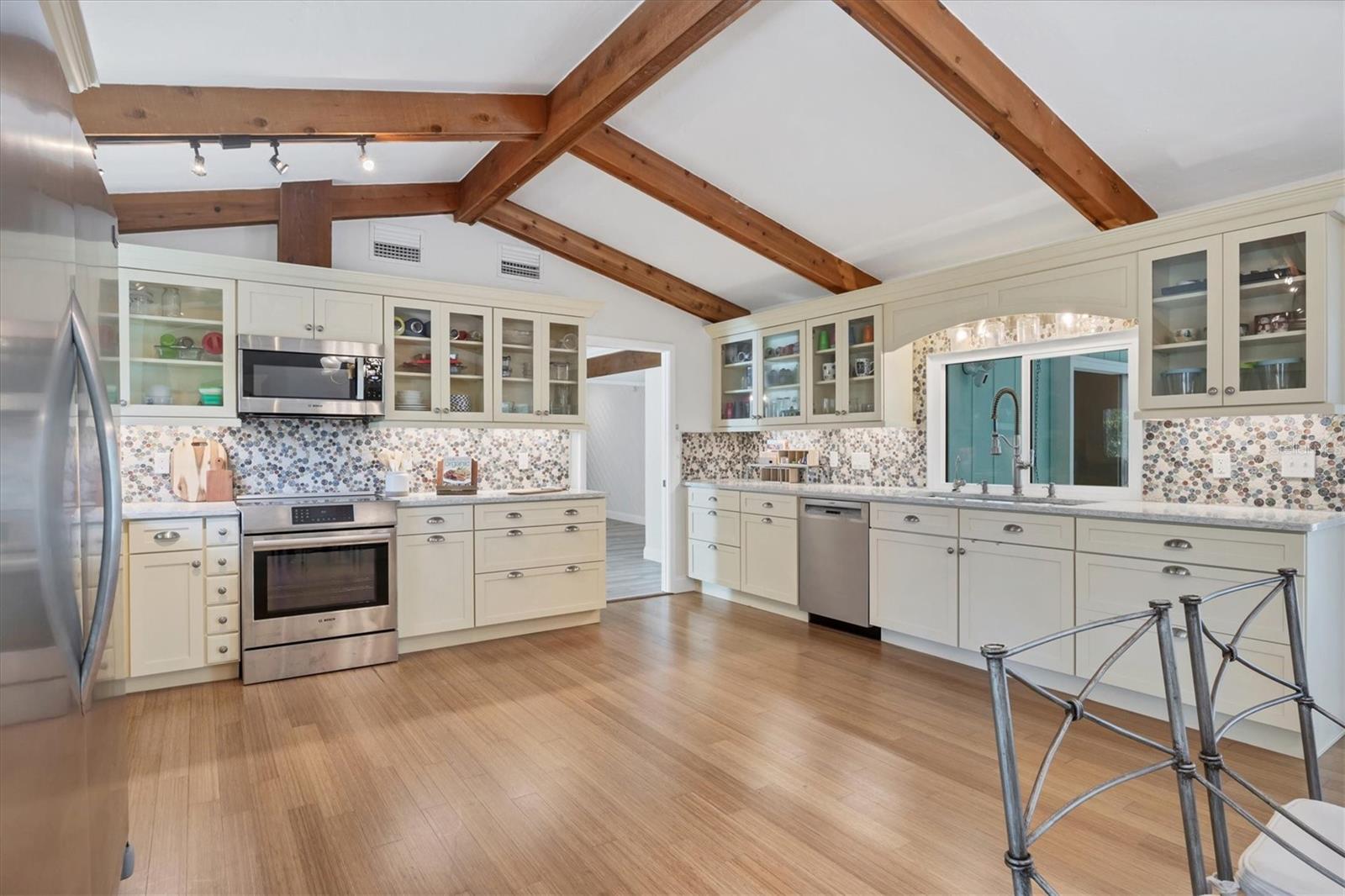 CONQUISTADOR BAYSIDE - Residential