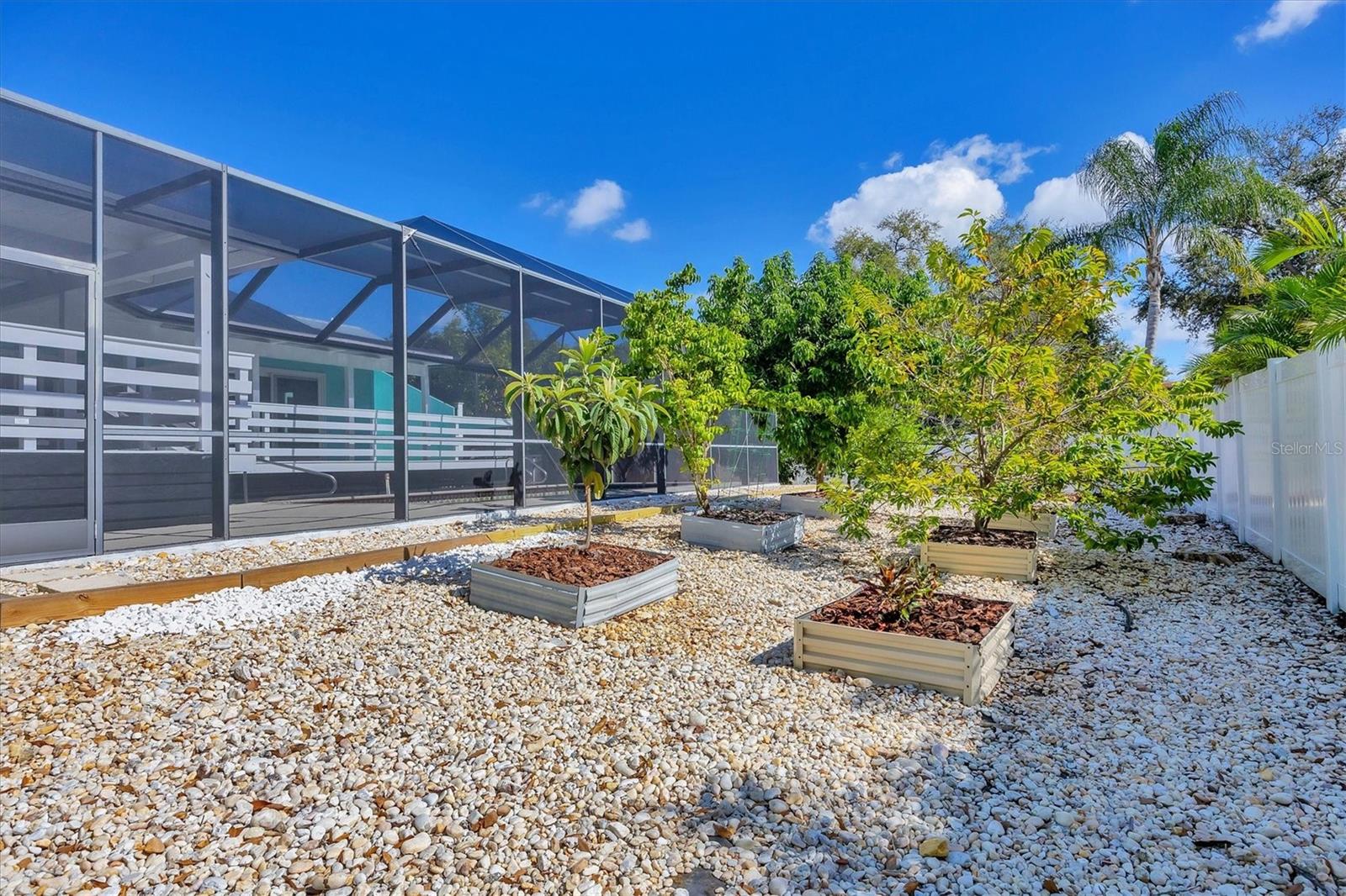 CONQUISTADOR BAYSIDE - Residential