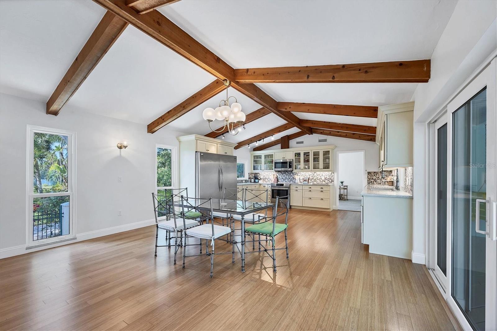 CONQUISTADOR BAYSIDE - Residential