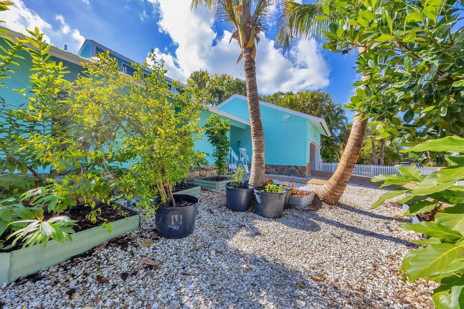 CONQUISTADOR BAYSIDE - Residential