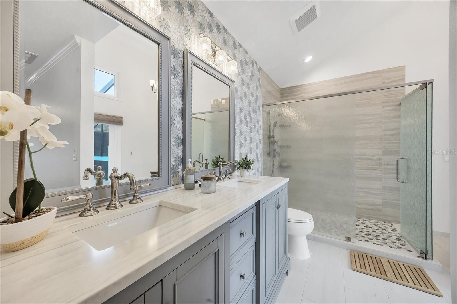 CONQUISTADOR BAYSIDE - Residential