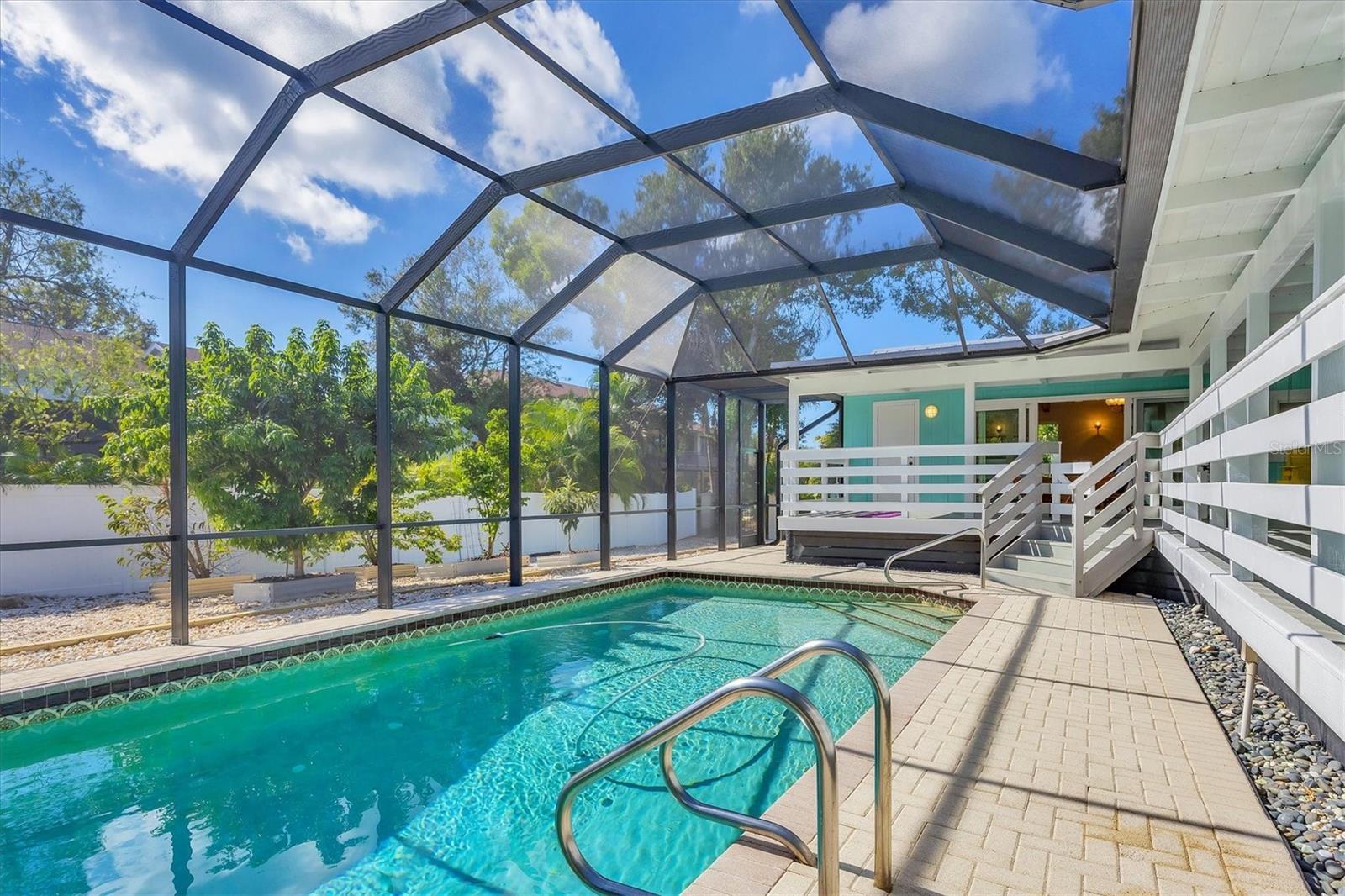 CONQUISTADOR BAYSIDE - Residential