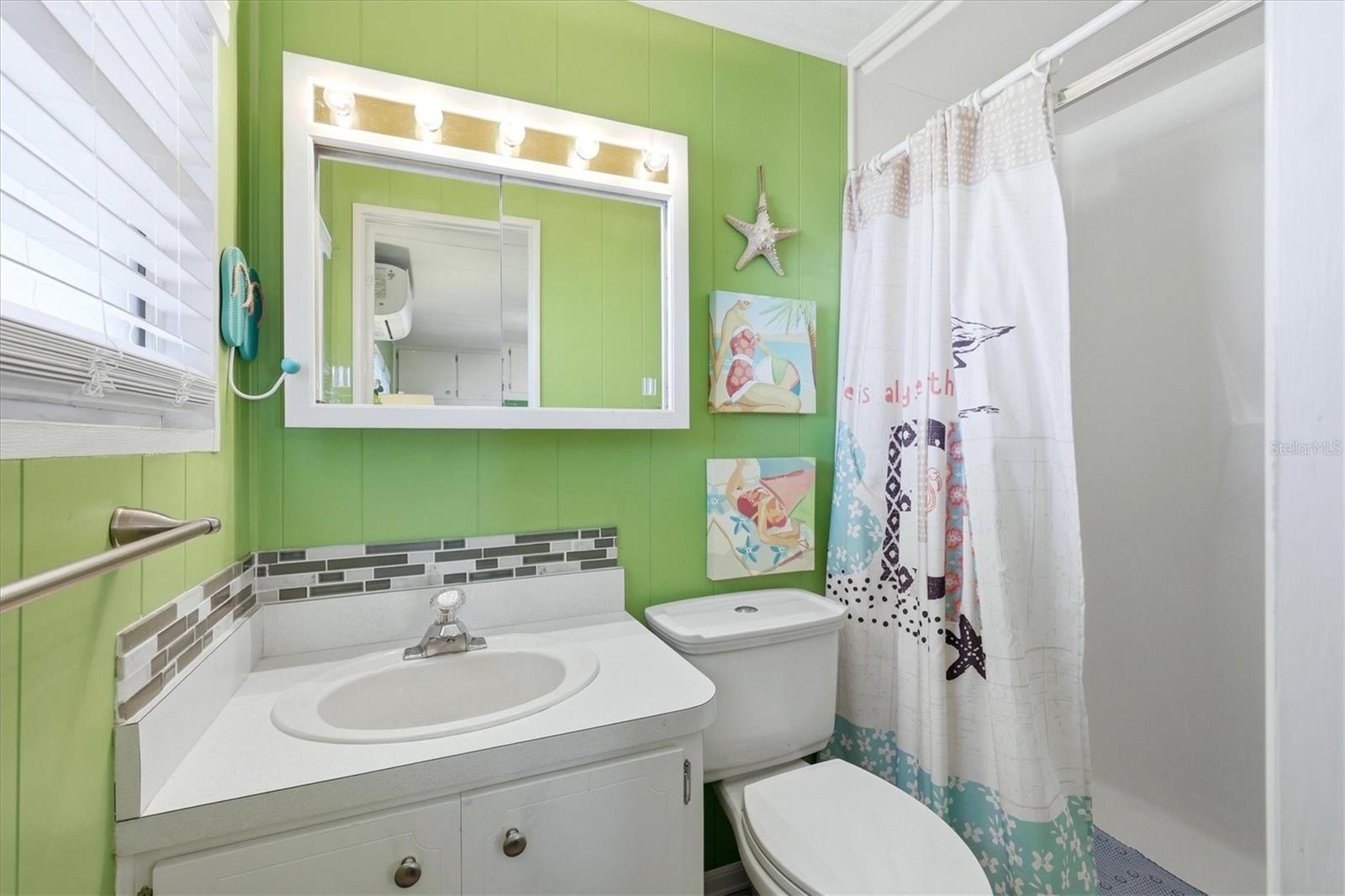 TIDEVUE ESTATES FIRST ADD - Residential