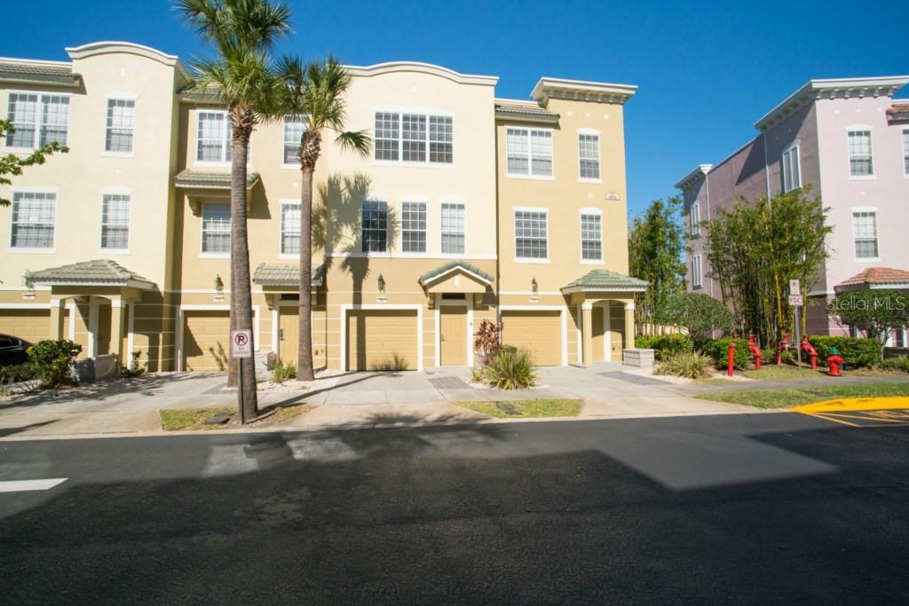 View ORLANDO, FL 32819 townhome