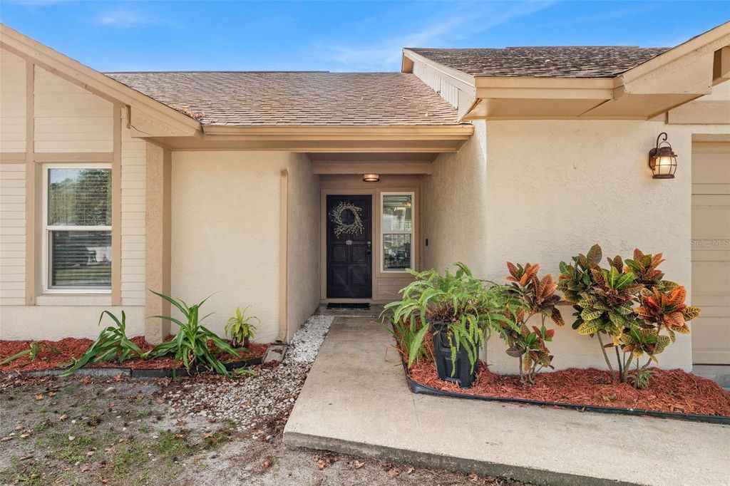 Photo of 1026 Weaver Drive, Oviedo, FL 32765 (MLS # O6373730)