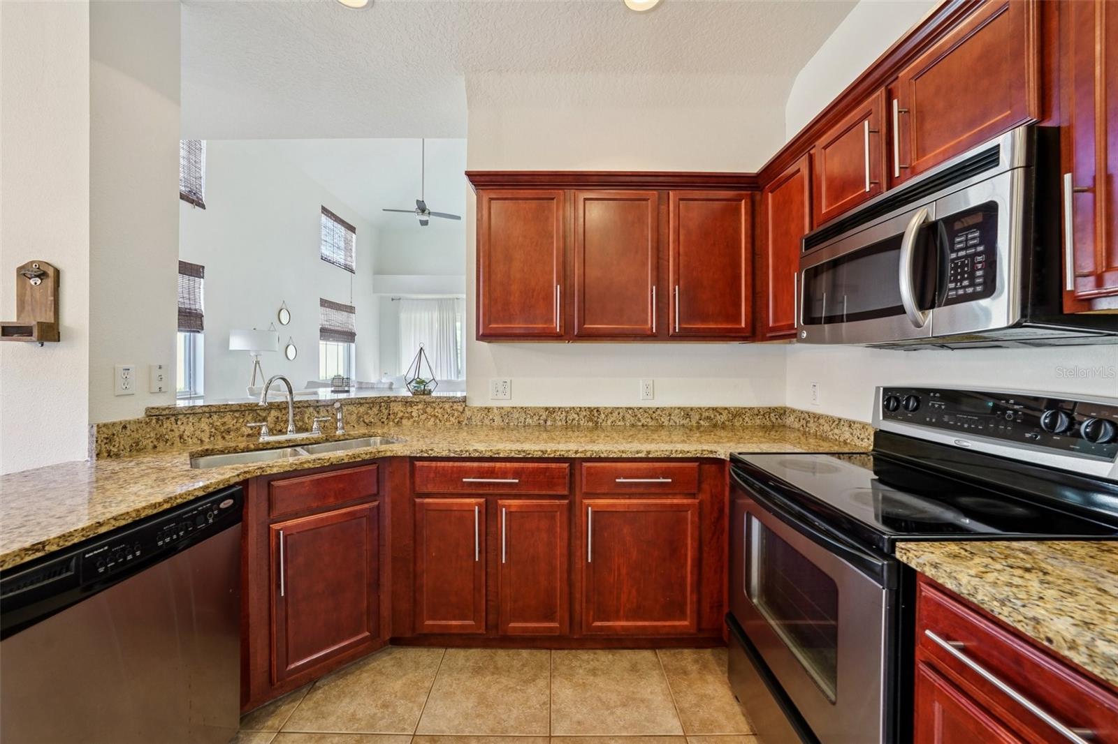 PALMBROOKE TWNHMS - Residential