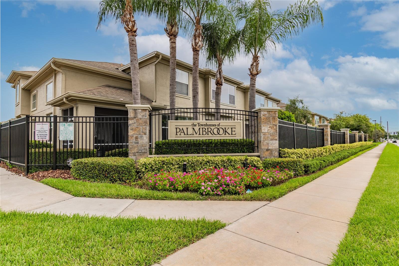 PALMBROOKE TWNHMS - Residential