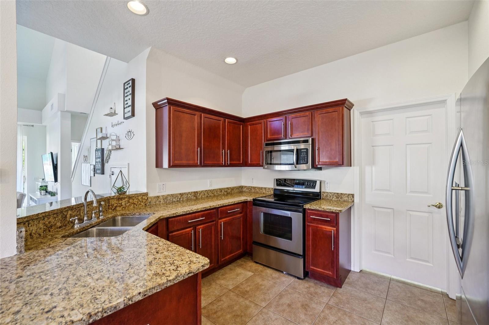 PALMBROOKE TWNHMS - Residential