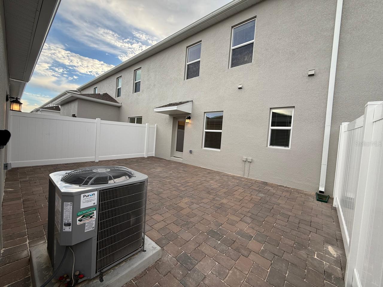 BRONSONS RDG REP - Residential Lease