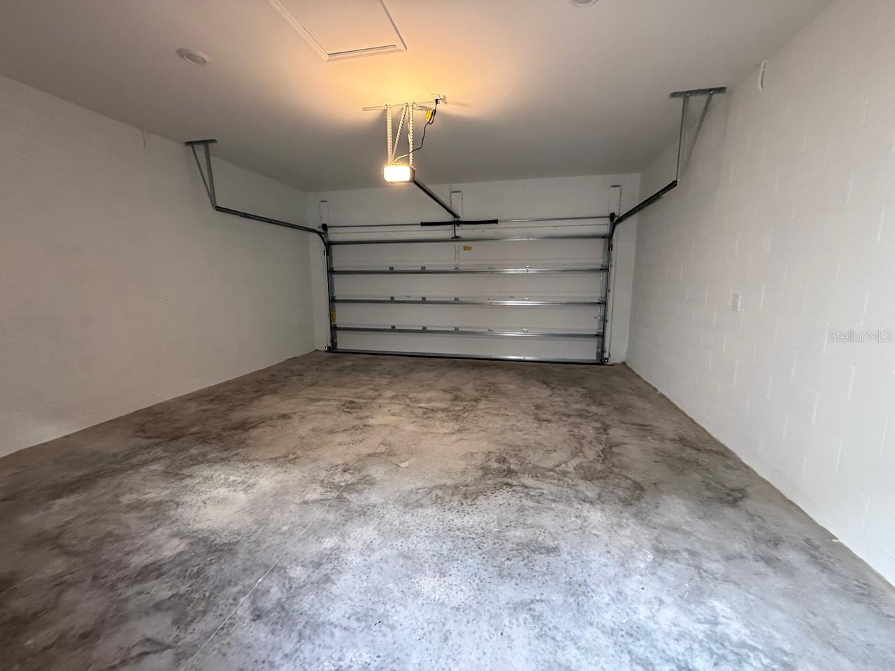 BRONSONS RDG REP - Residential Lease