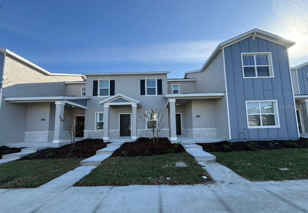 BRONSONS RDG REP - Residential Lease