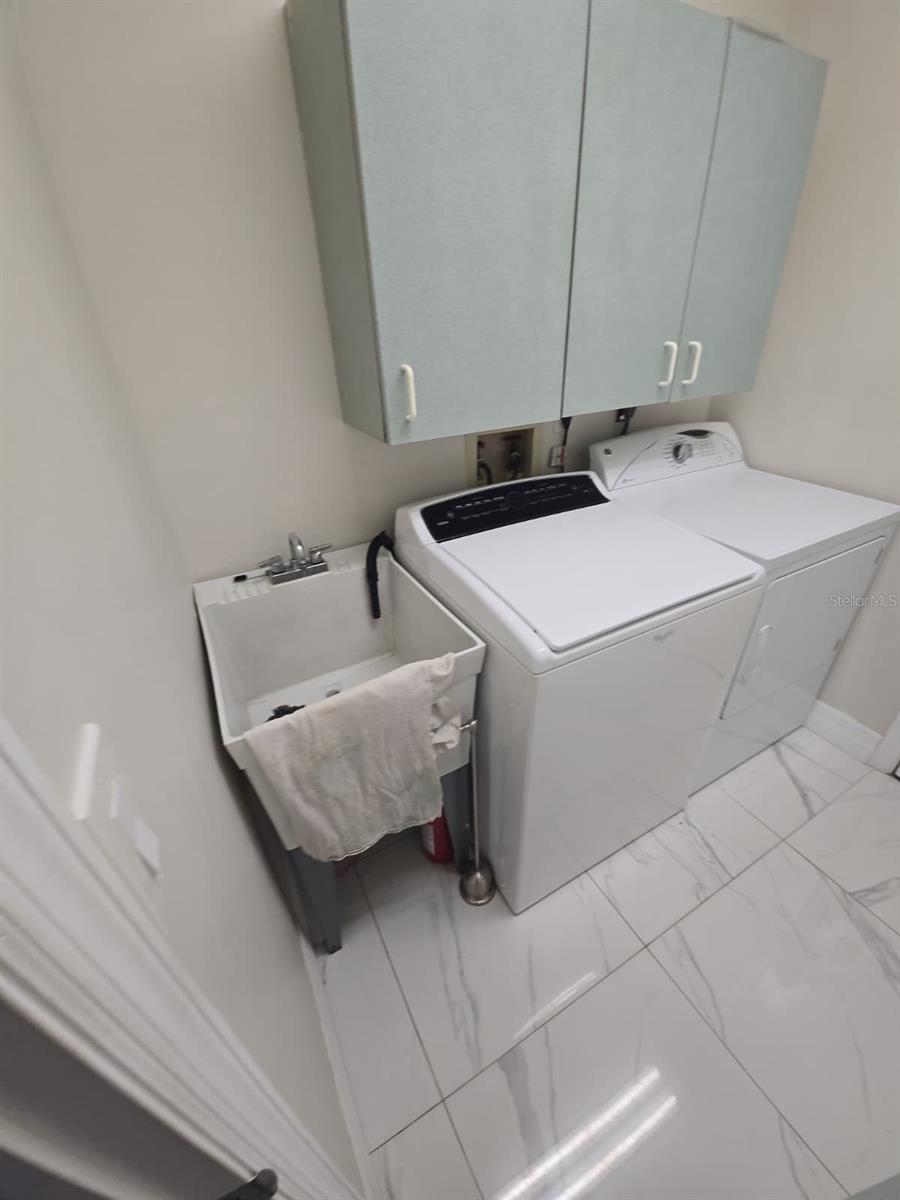 CORAL POINT UNREC - Residential