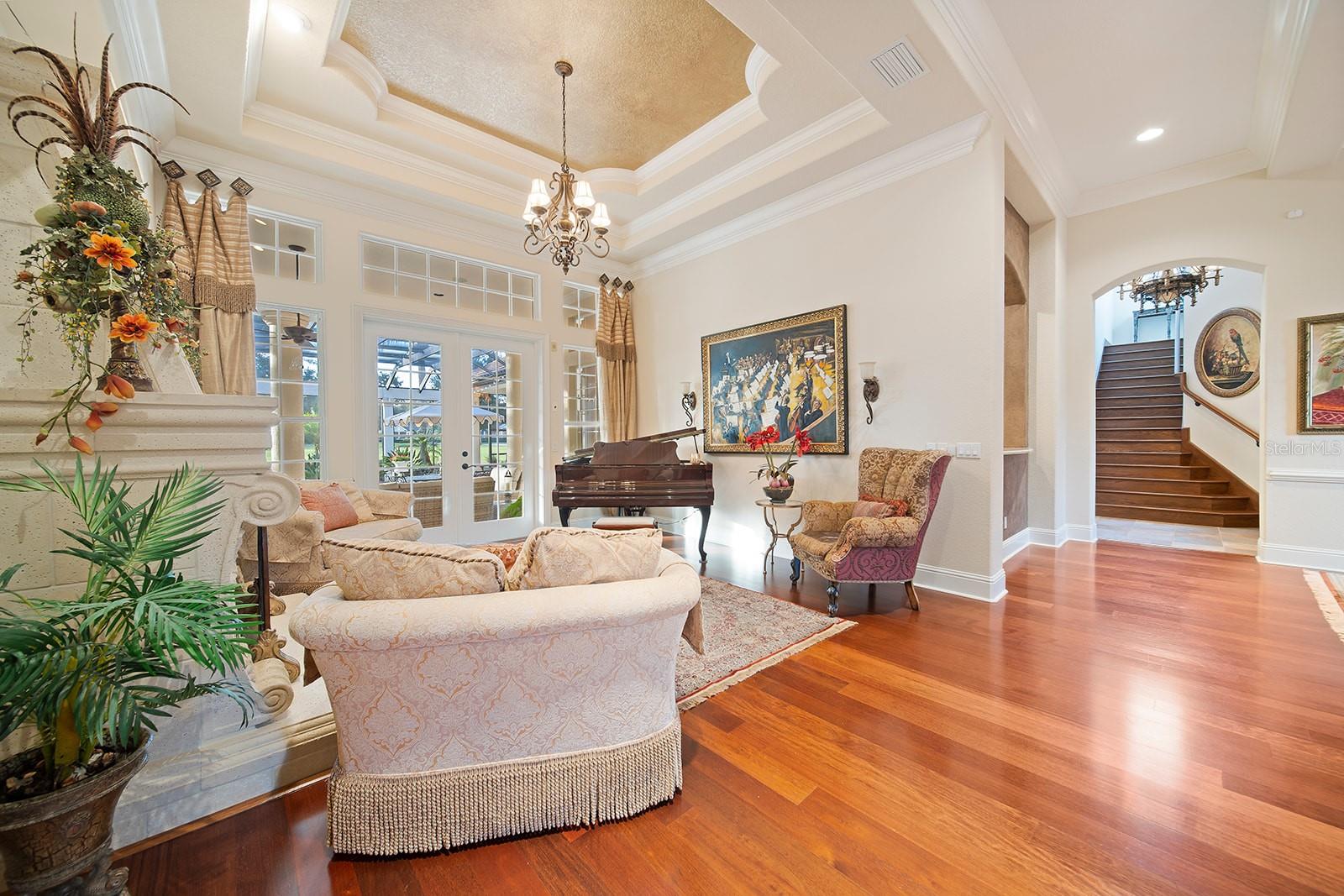 KEENES POINTE - Residential