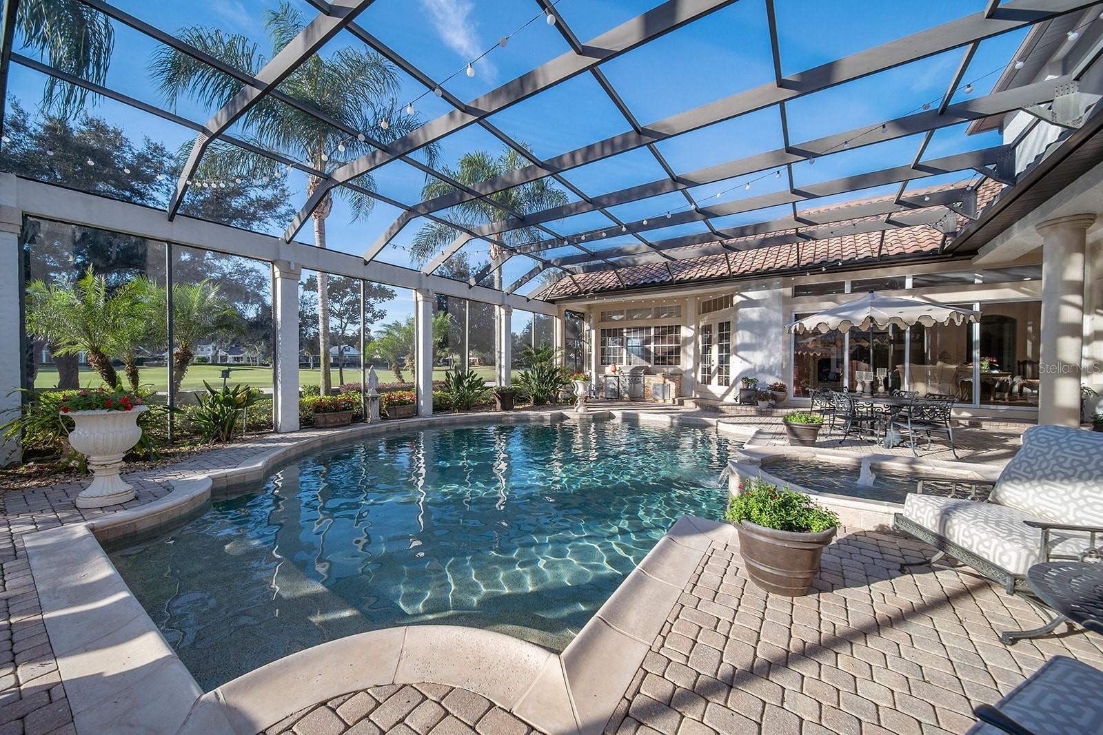 KEENES POINTE - Residential