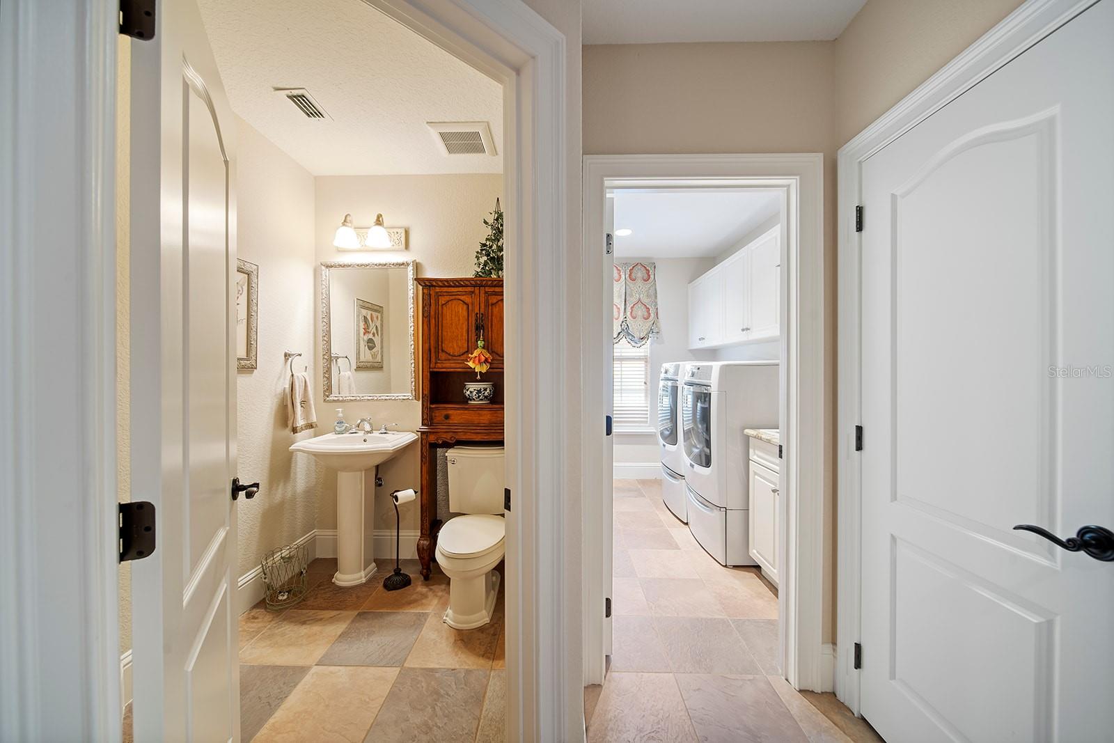 KEENES POINTE - Residential